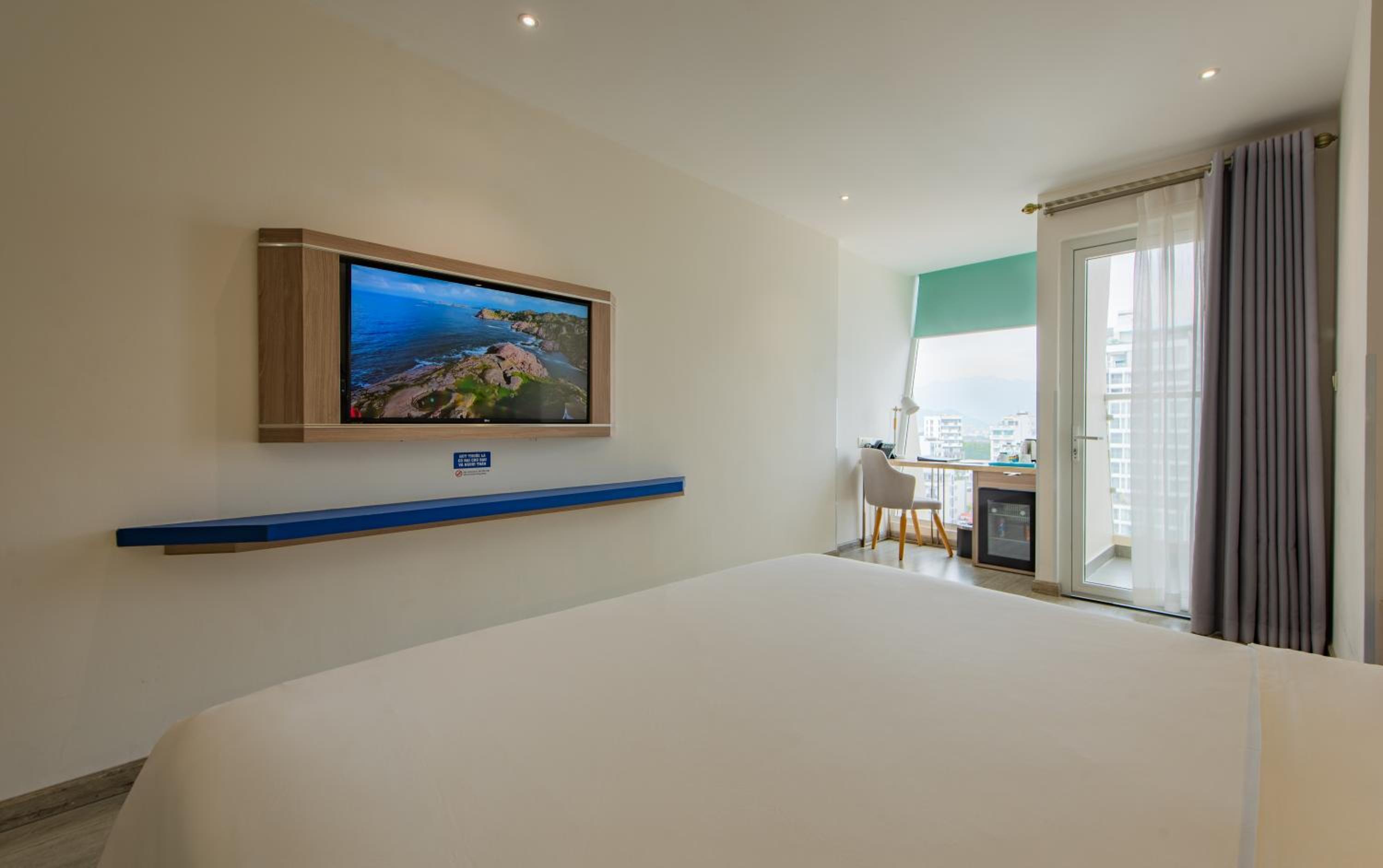 Senior Executive Room - Photo 4