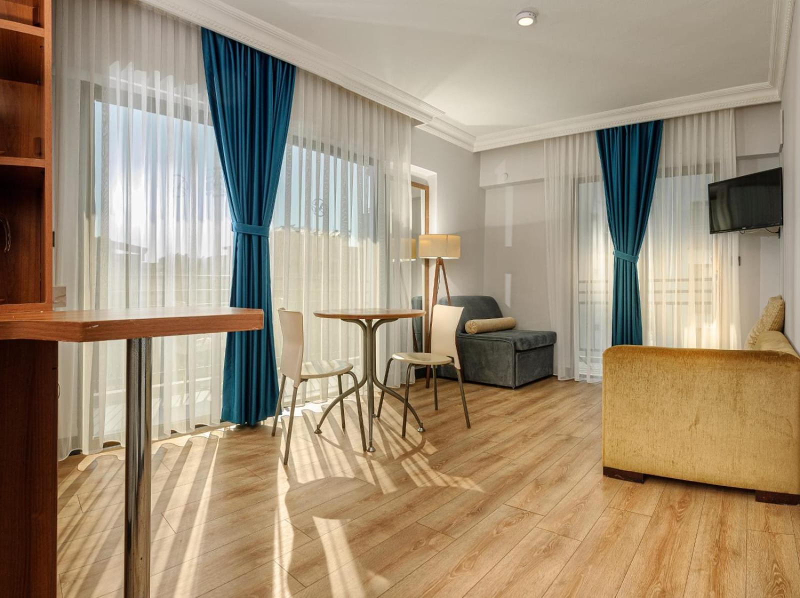 Quadruple Room with Balcony