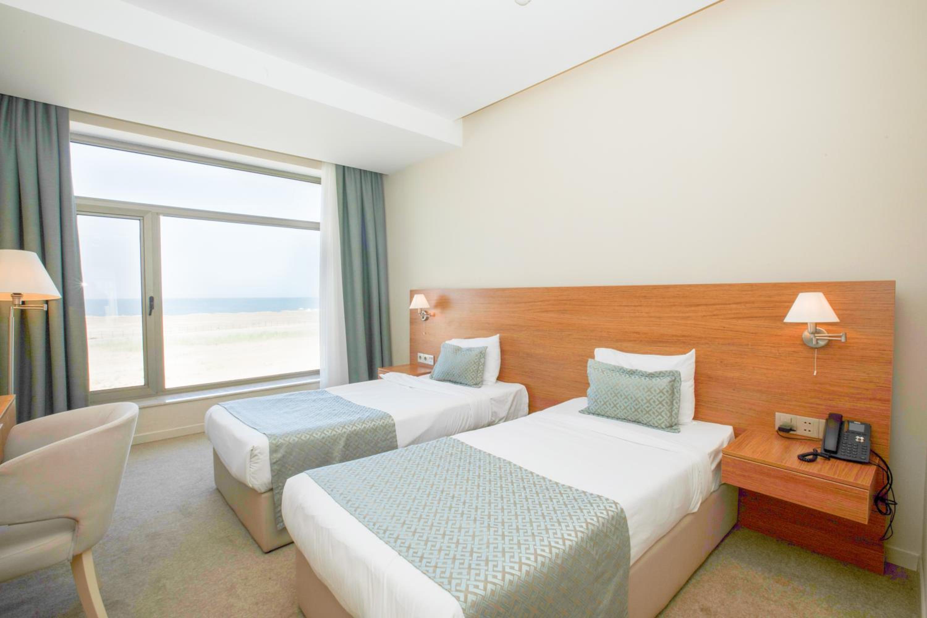 Standard Twin Room with Sea View