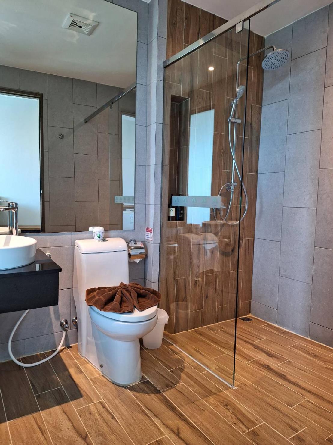 Triple Room with View - Photo 3