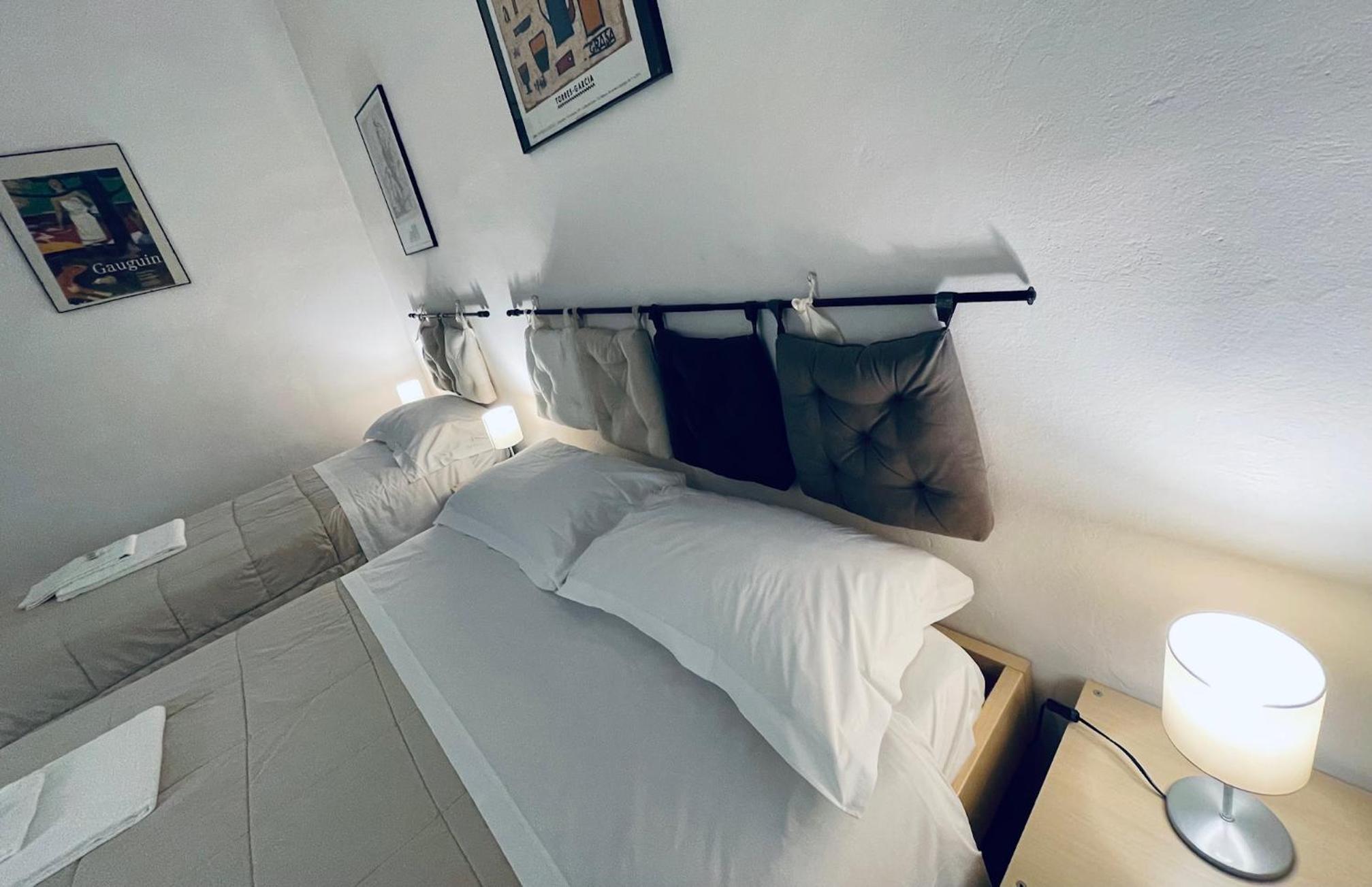 Triple Room with Shared Bathroom