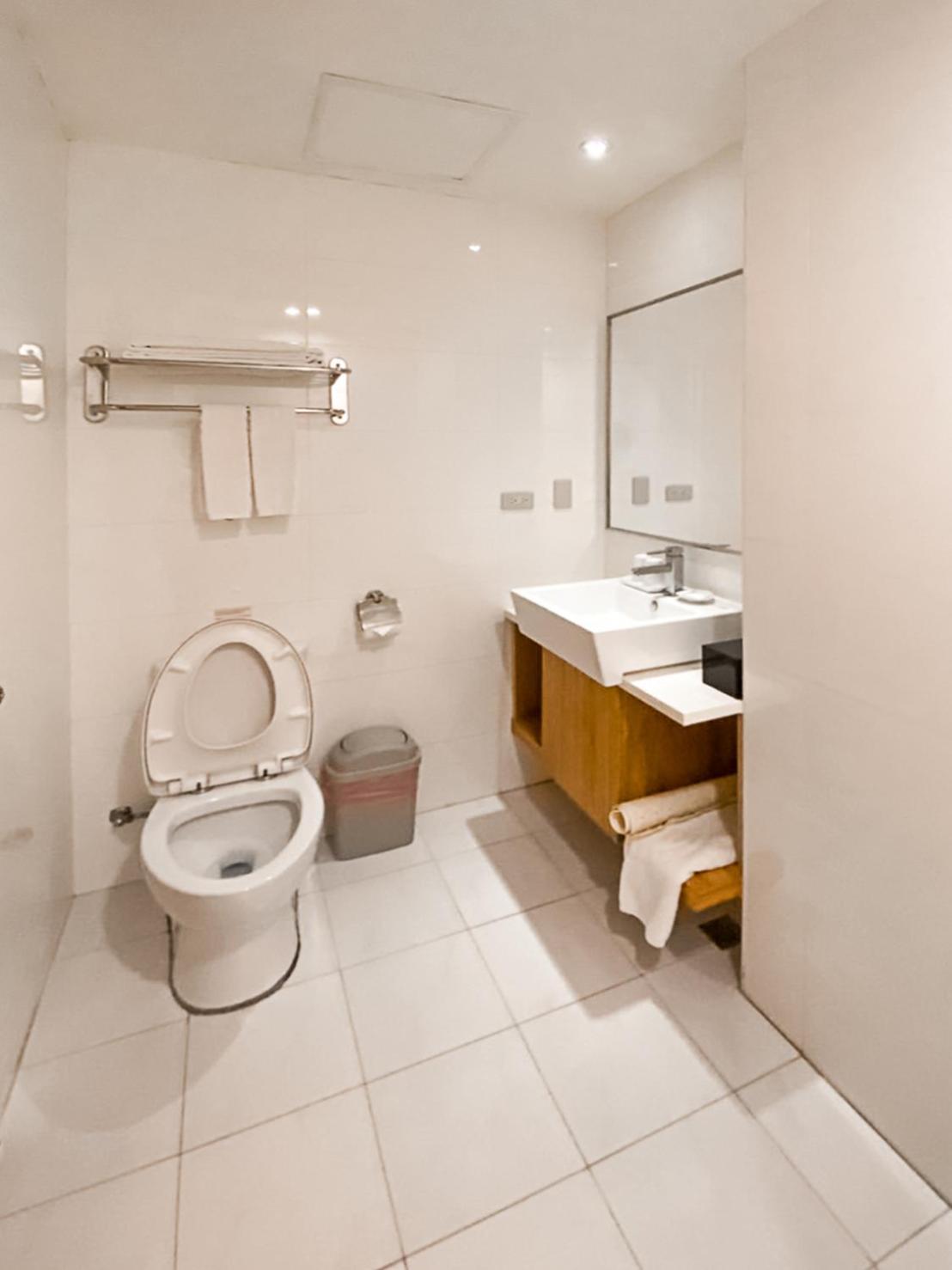 Standard Twin Room photo 2