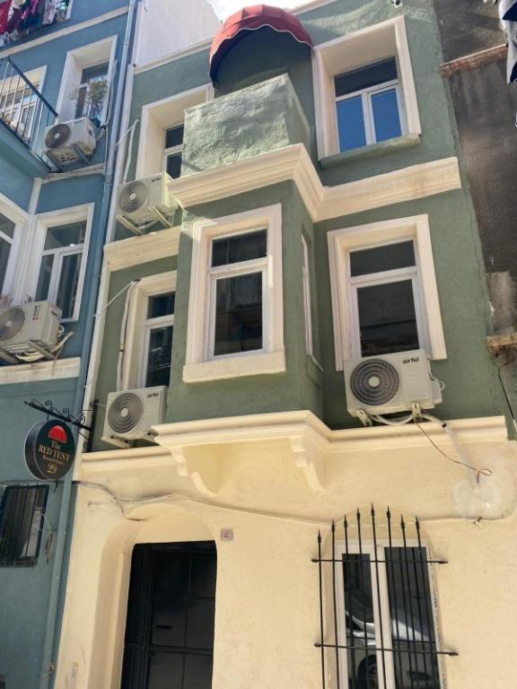 Deluxe Apartment photo 2