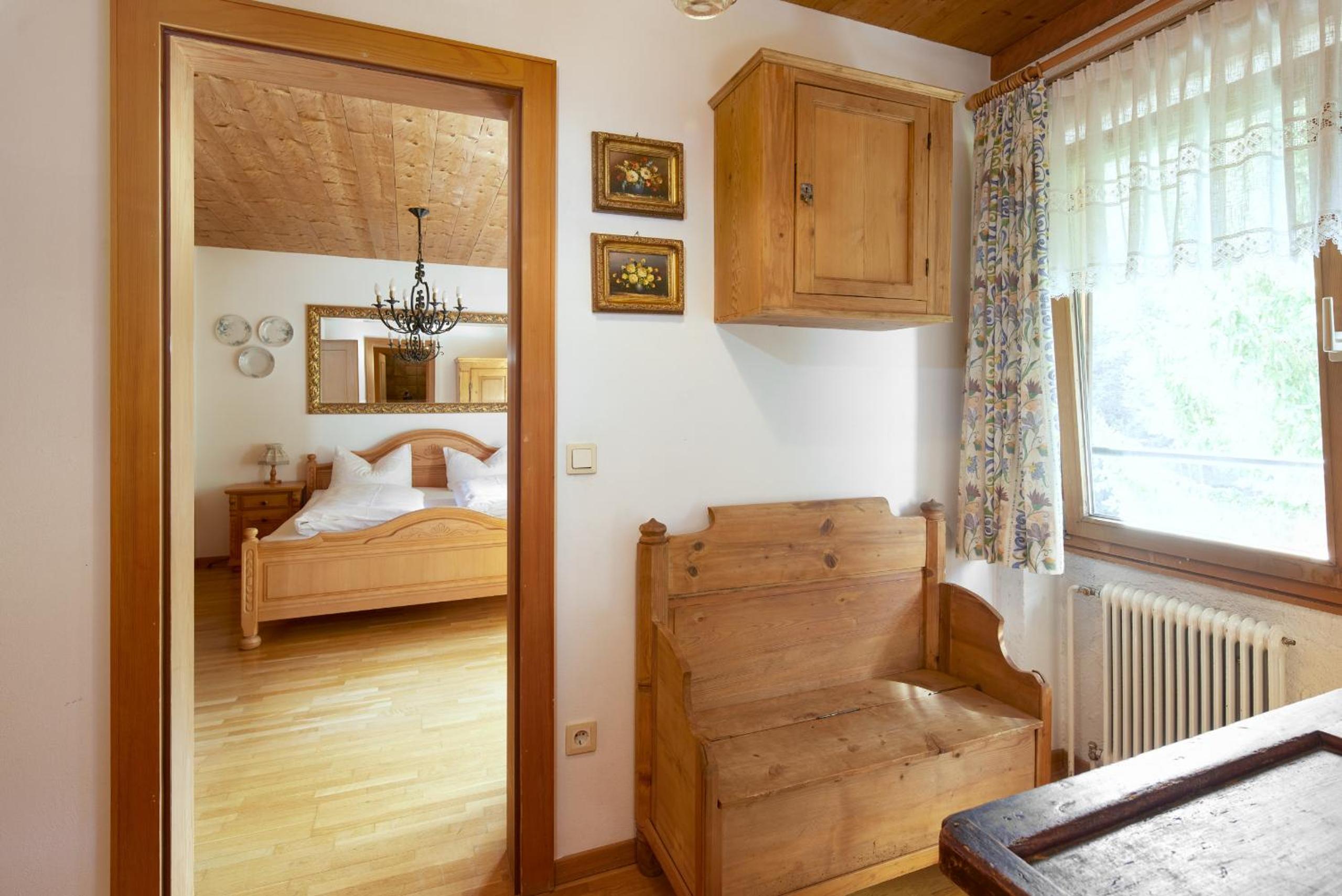 Apartment with Mountain View A