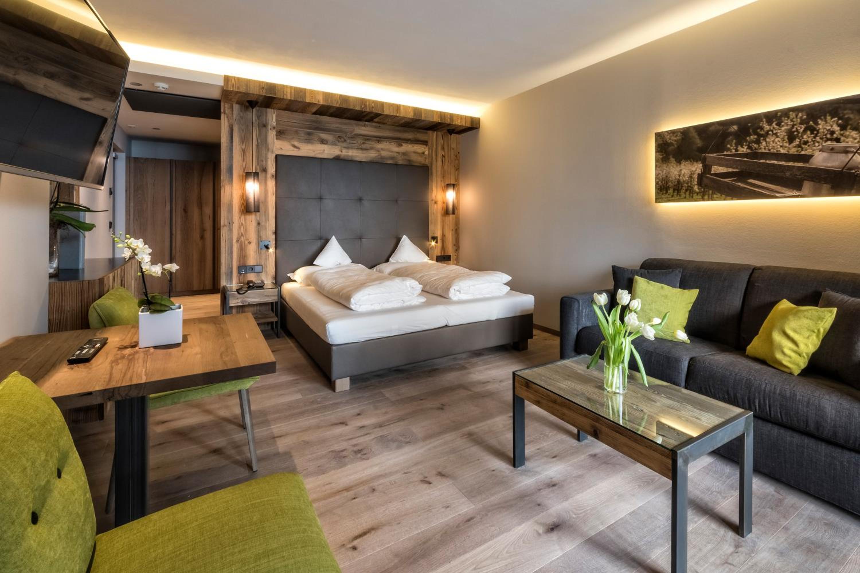 Two-Bedroom Suite with Balcony