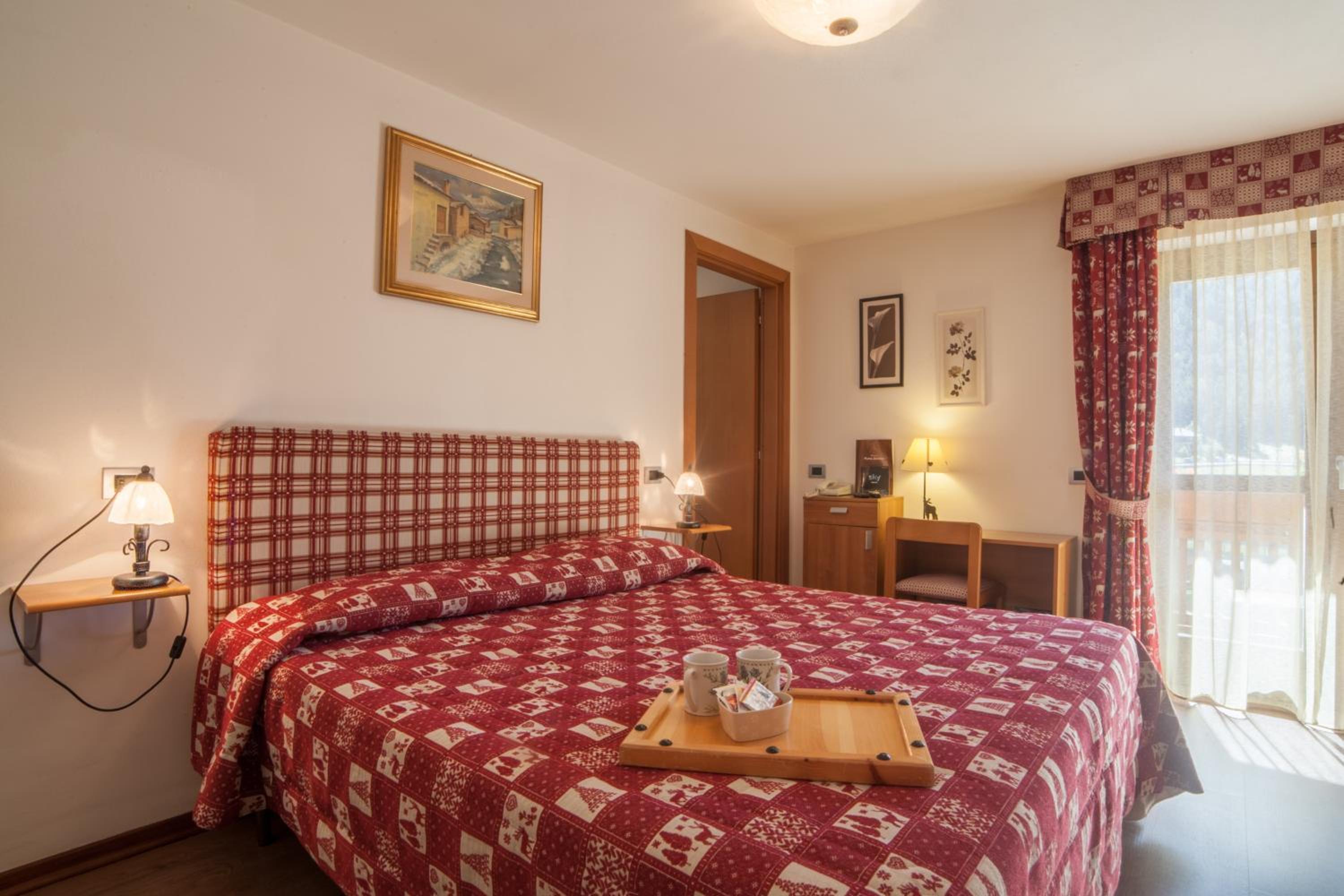Double or Twin Room - Photo 11