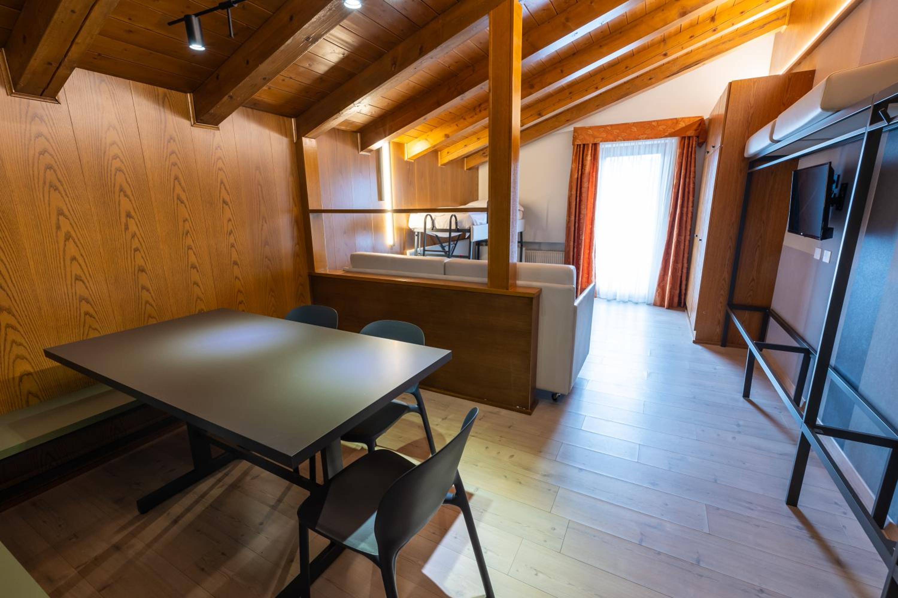 Apartment - Photo 5