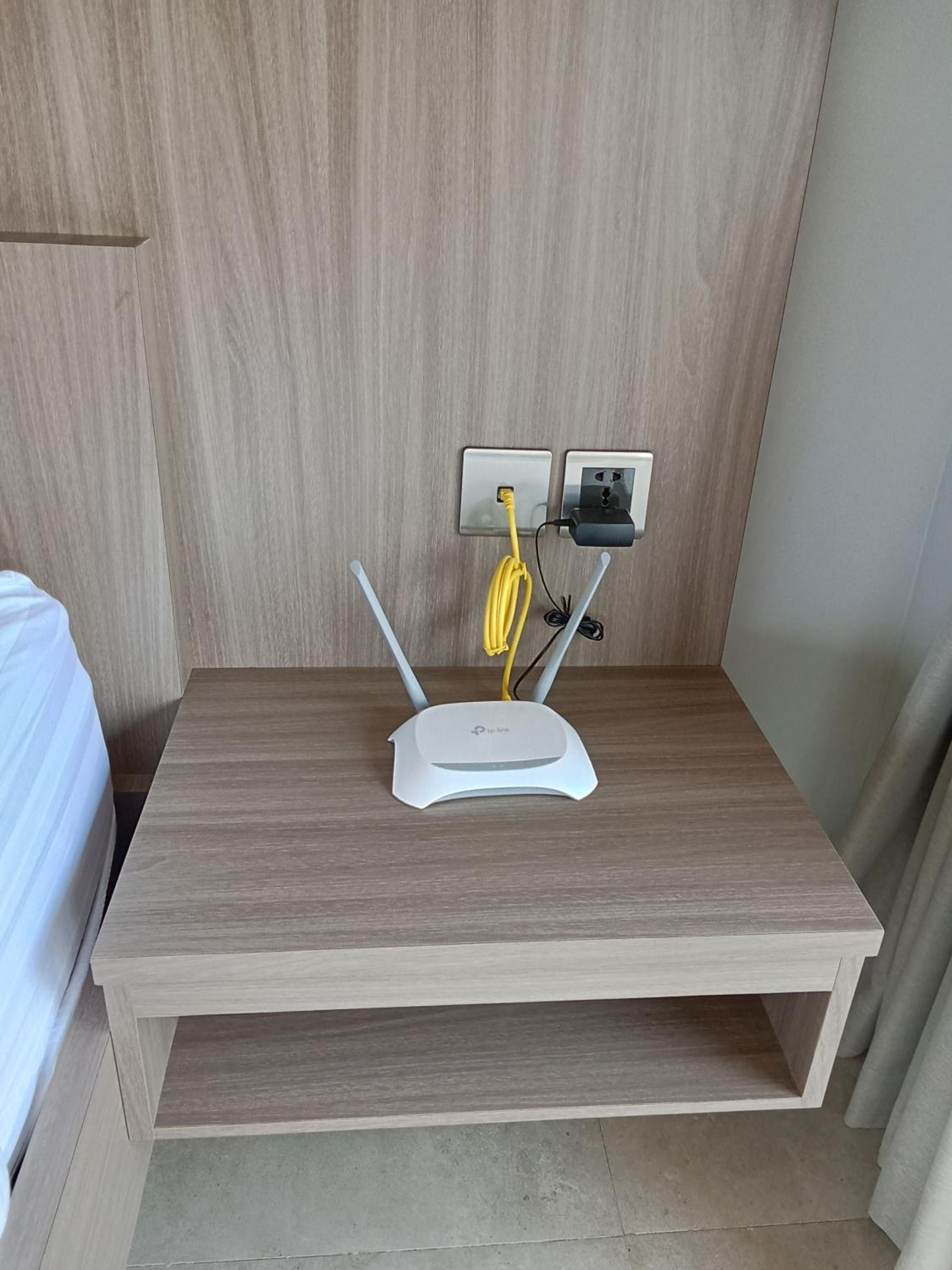 Double Room with Balcony and Sea View - Photo 1