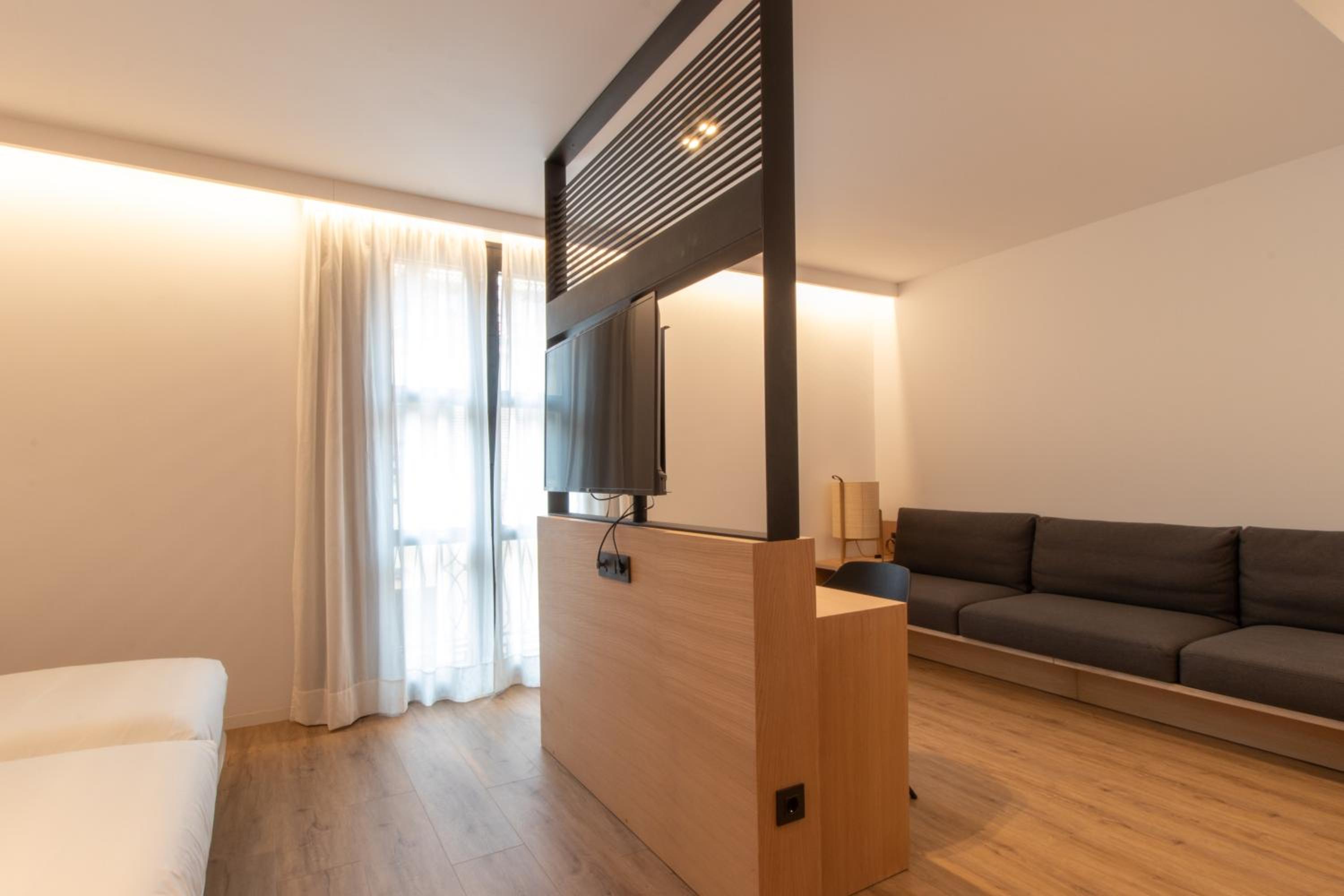 Family Room - Photo 1
