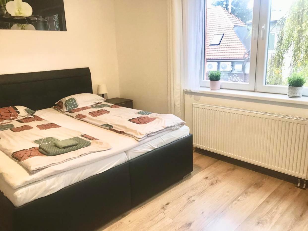 Deluxe Double Room with Shower