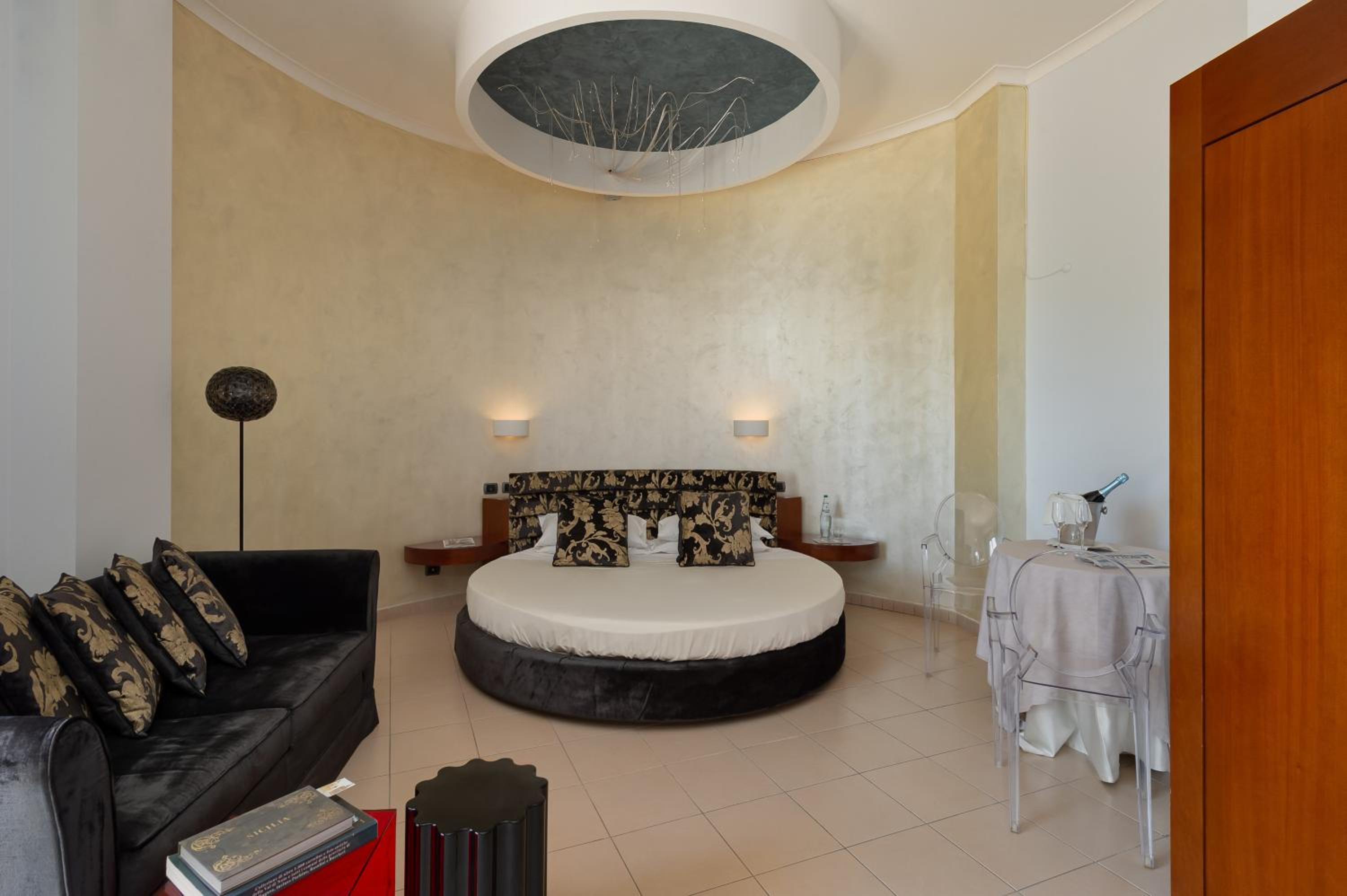 Junior Suite - Photo 2