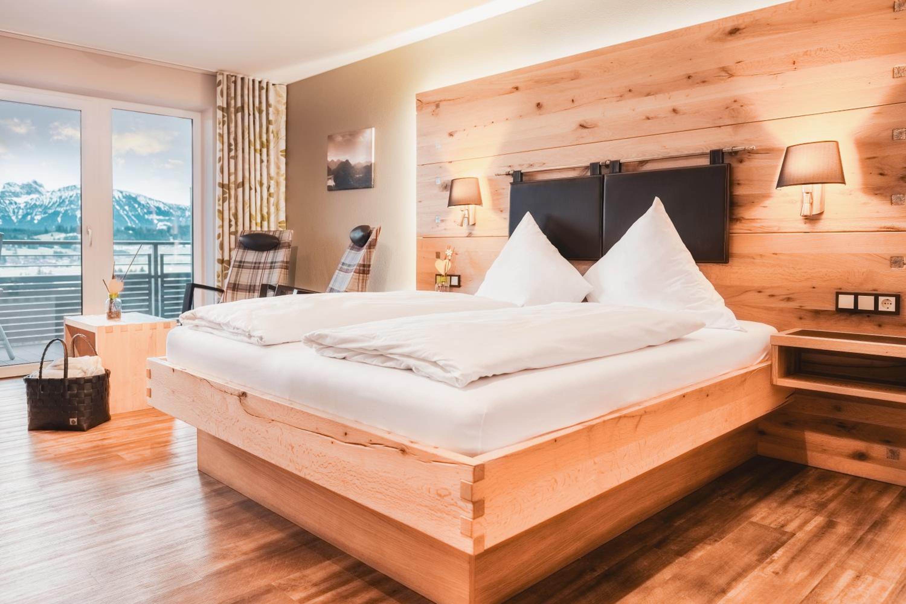 Junior Suite with Balcony photo 2