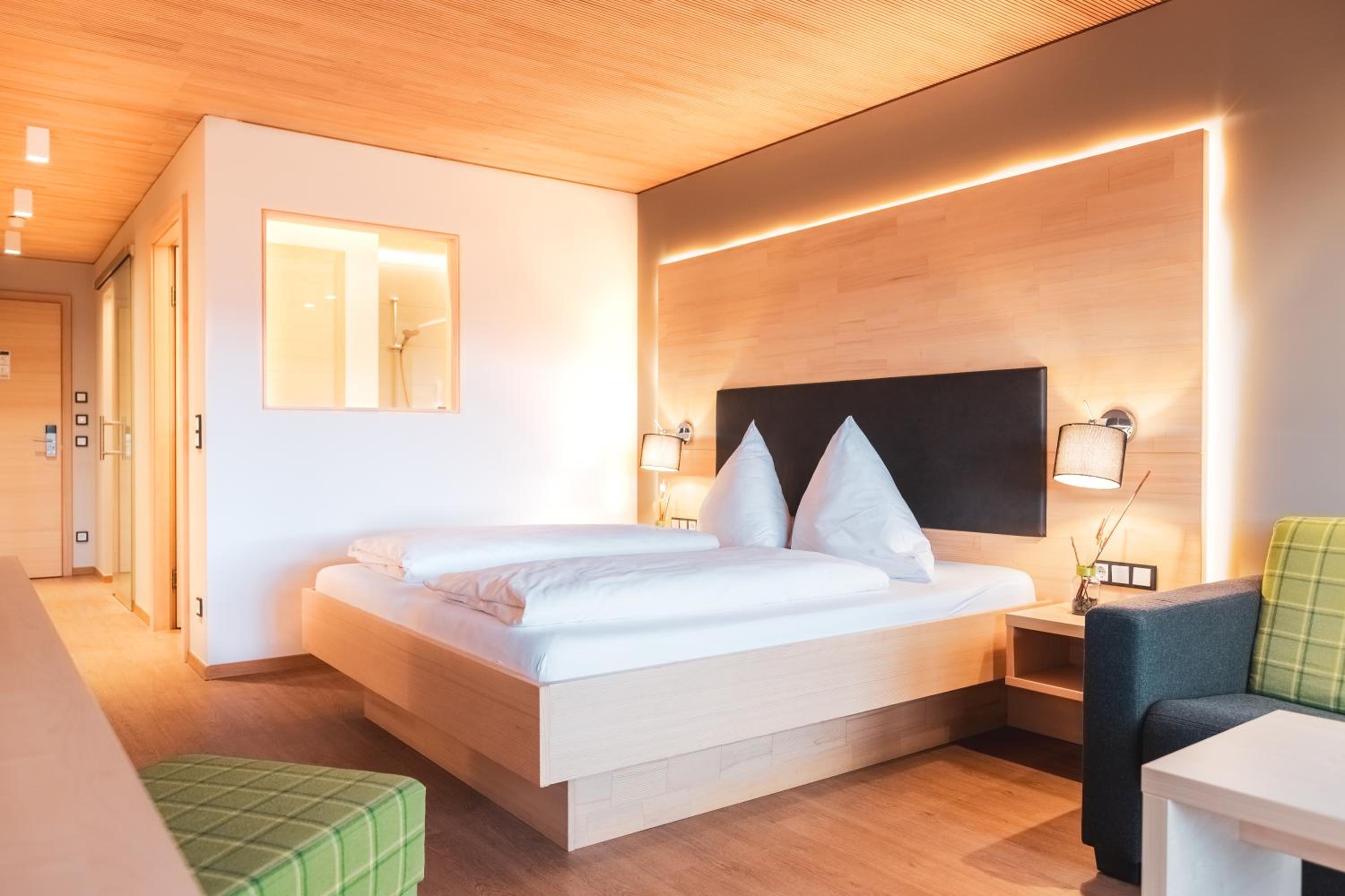 Junior Suite with Balcony photo 3