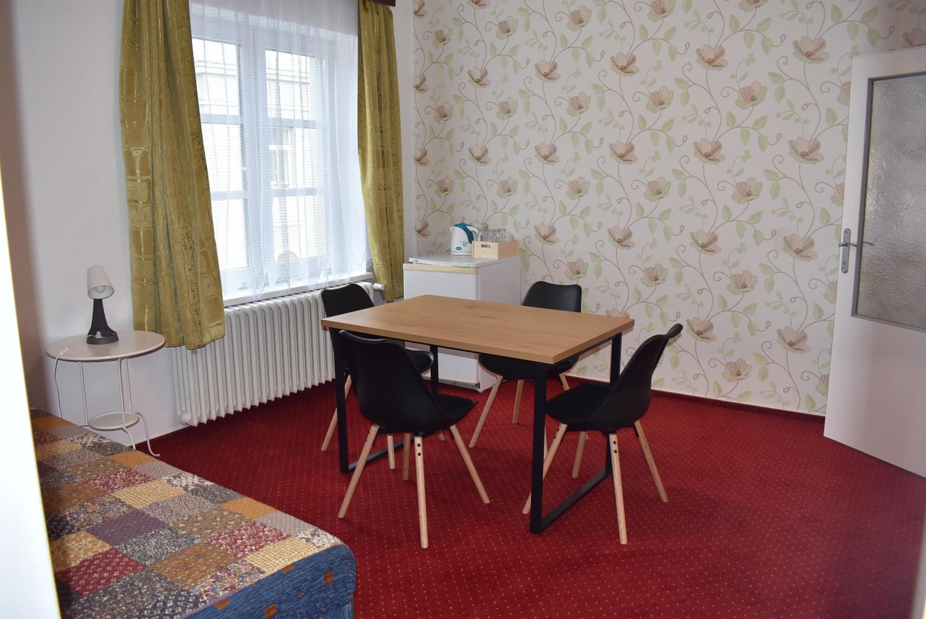 Superior Quadruple Room - Photo 3
