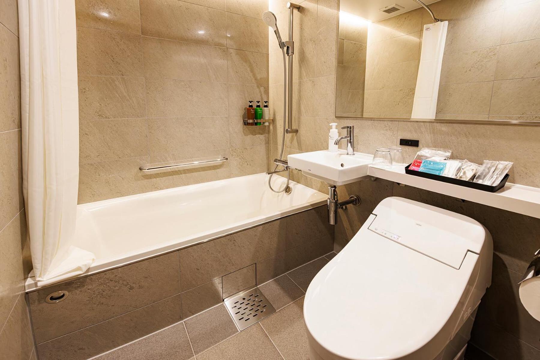 Standard Double Room - River Side (2 Adults) photo 3