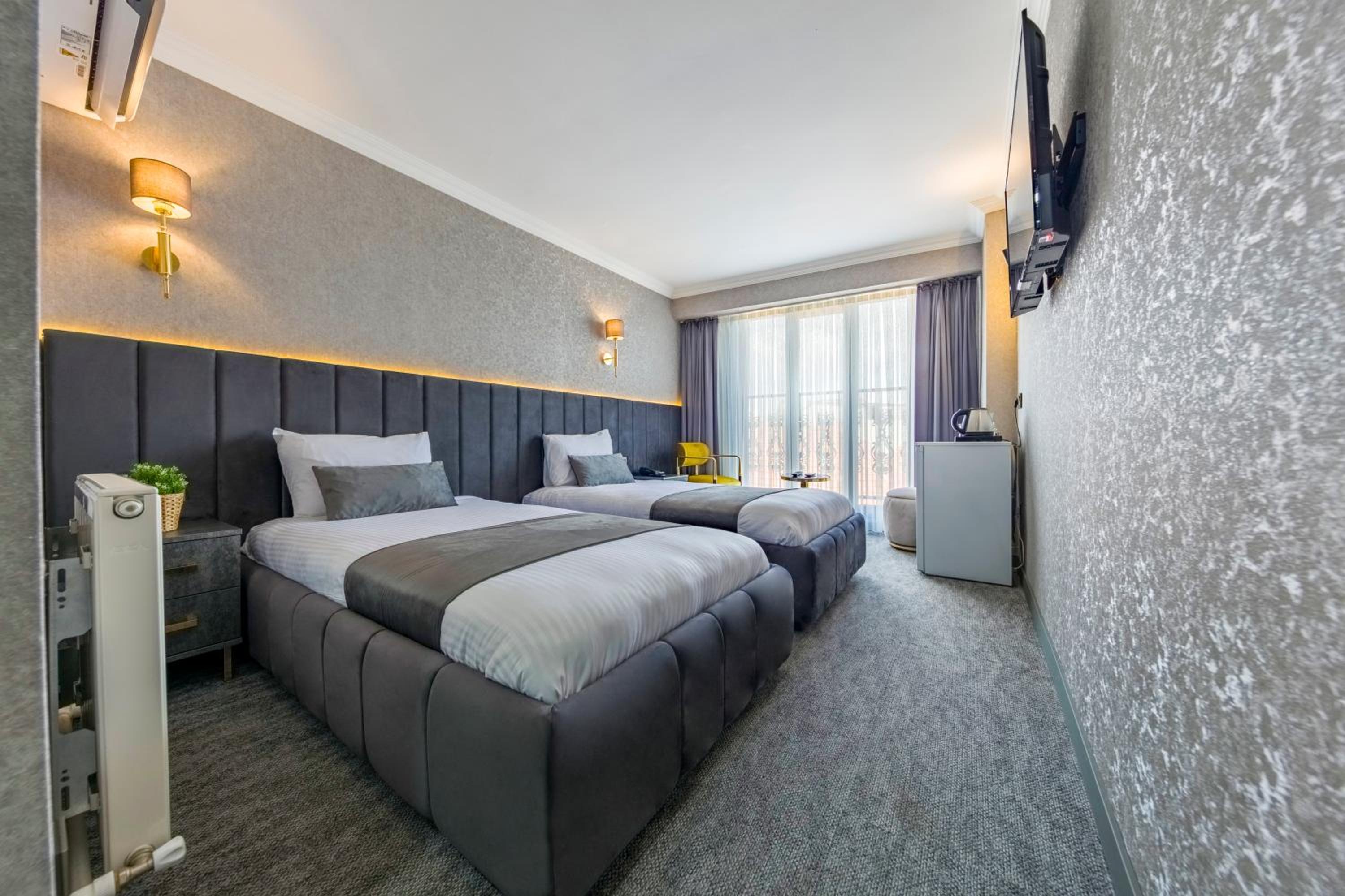 Standard Twin Room photo 3