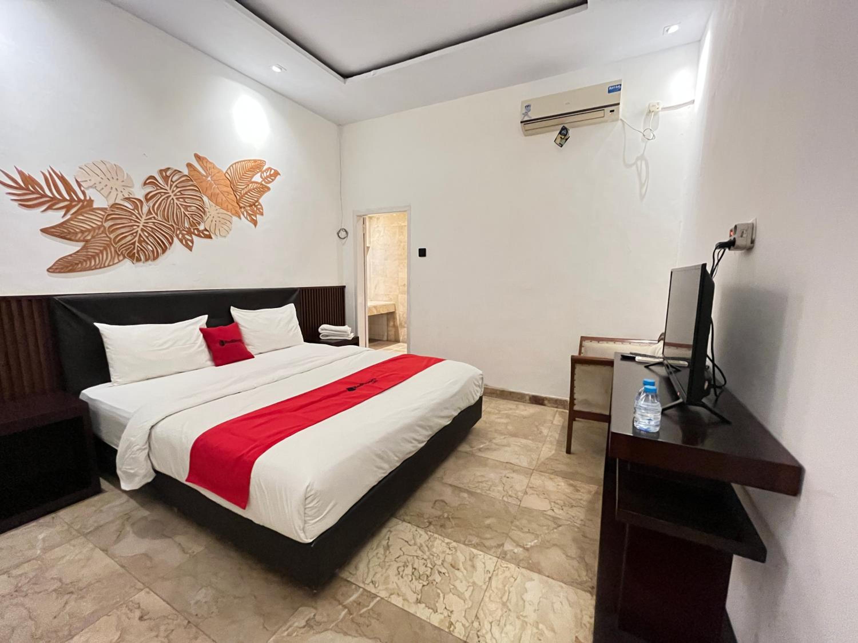 Deluxe Double Room photo 2