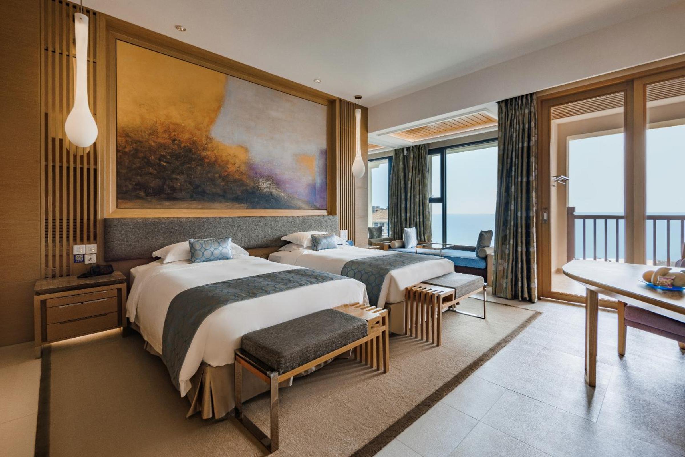 Premier Queen Room with Sea View (include hot spring tickets for 2 pax)