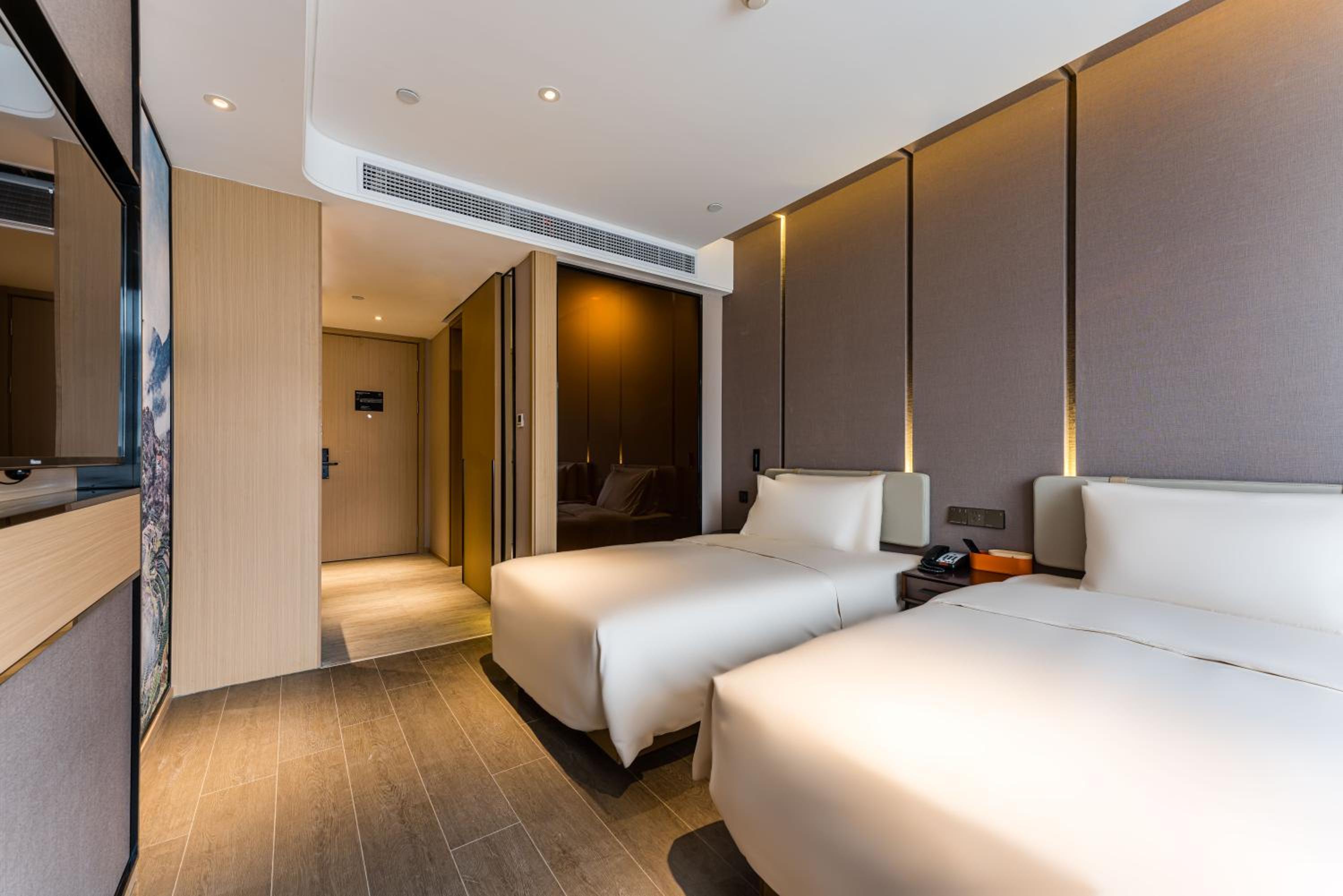 Jimu Twin Room - Photo 2