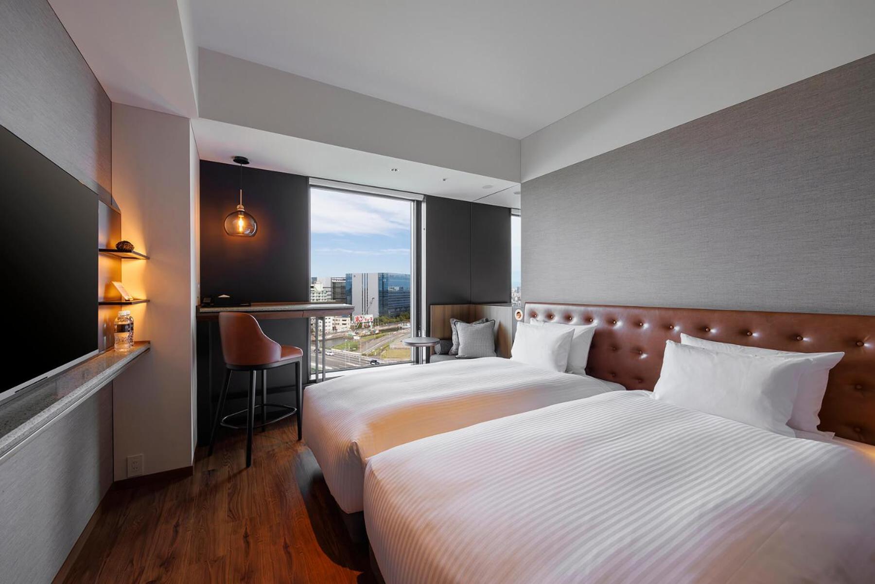 Standard Twin Room - River Side (2 Adults)