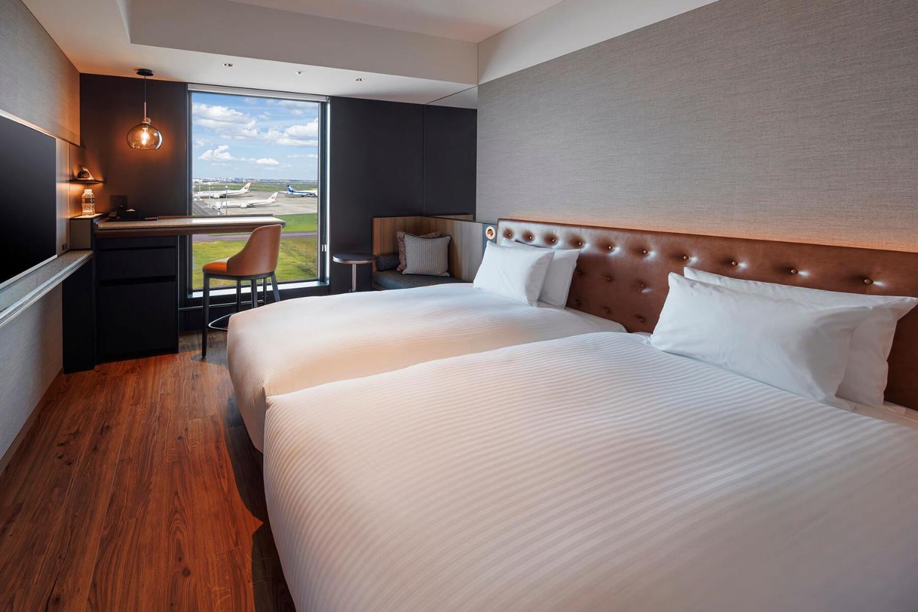 Standard Twin Room - Airport Side (2 Adults)