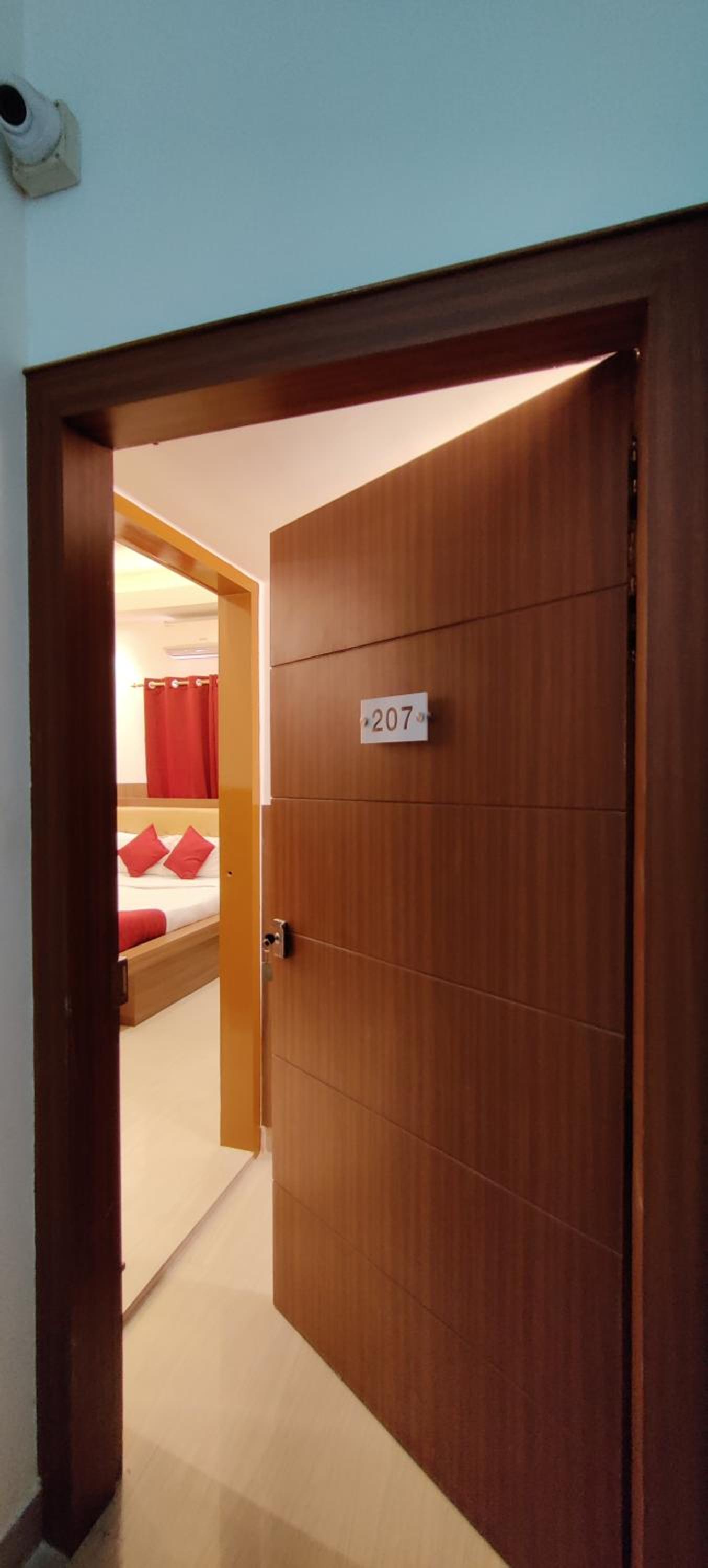 Standard Double Room - Photo 23