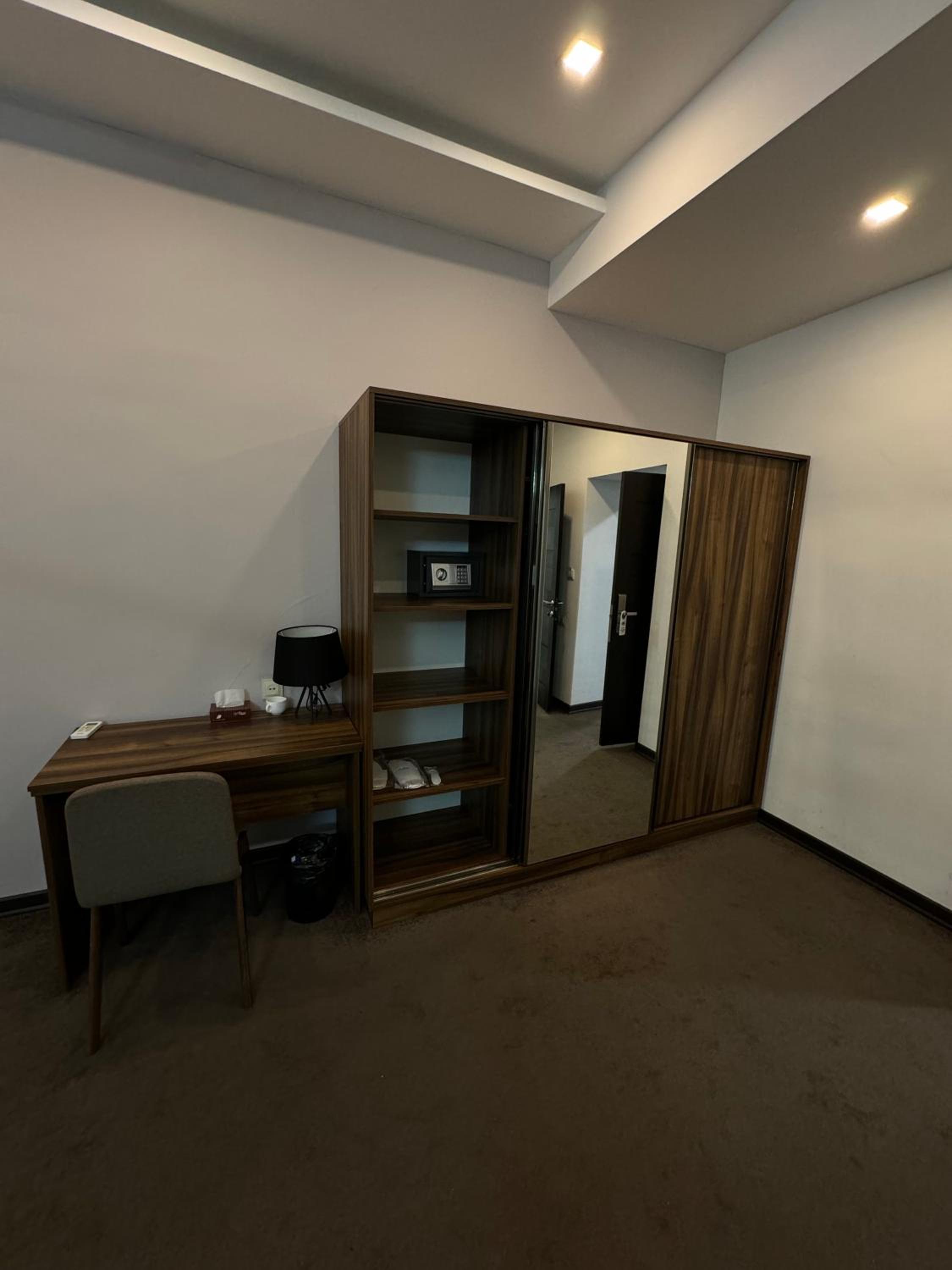 Large Double Room