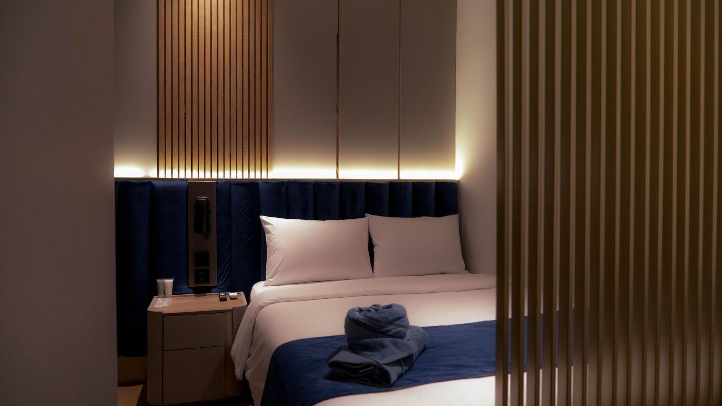 Deluxe Single Room