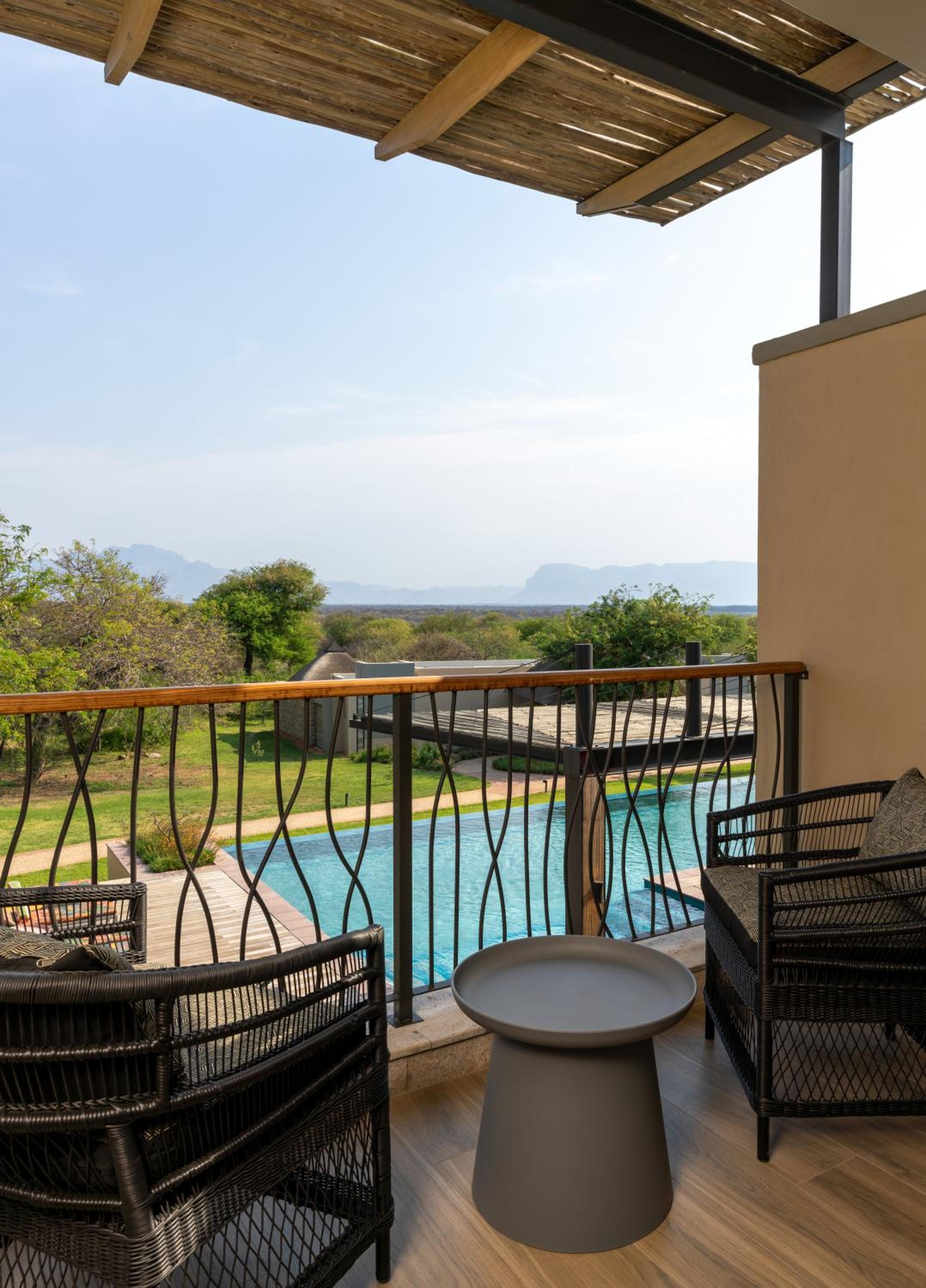 Standard Room with Drakensberg Mountain View - Photo 4