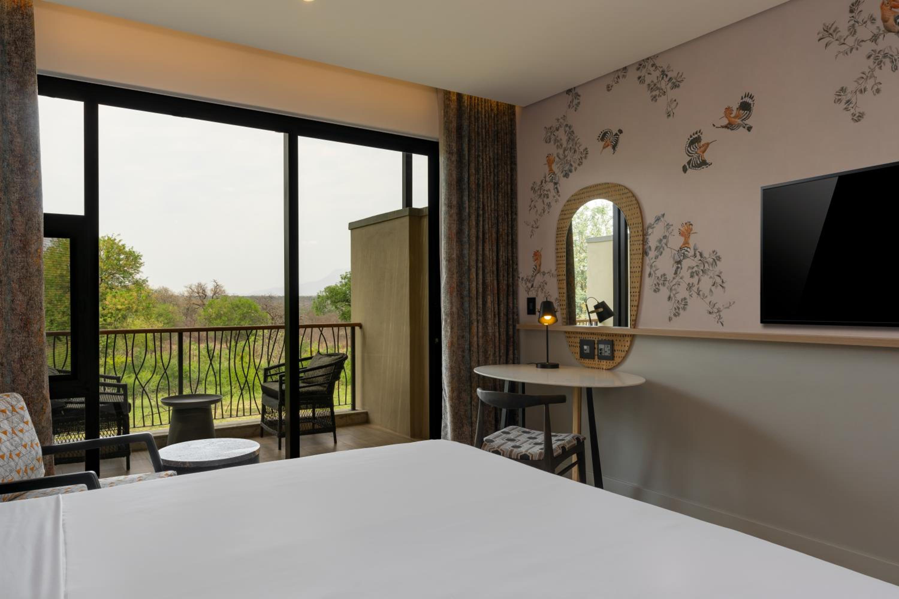 Superior Room with Drakensberg Mountain View - Photo 4