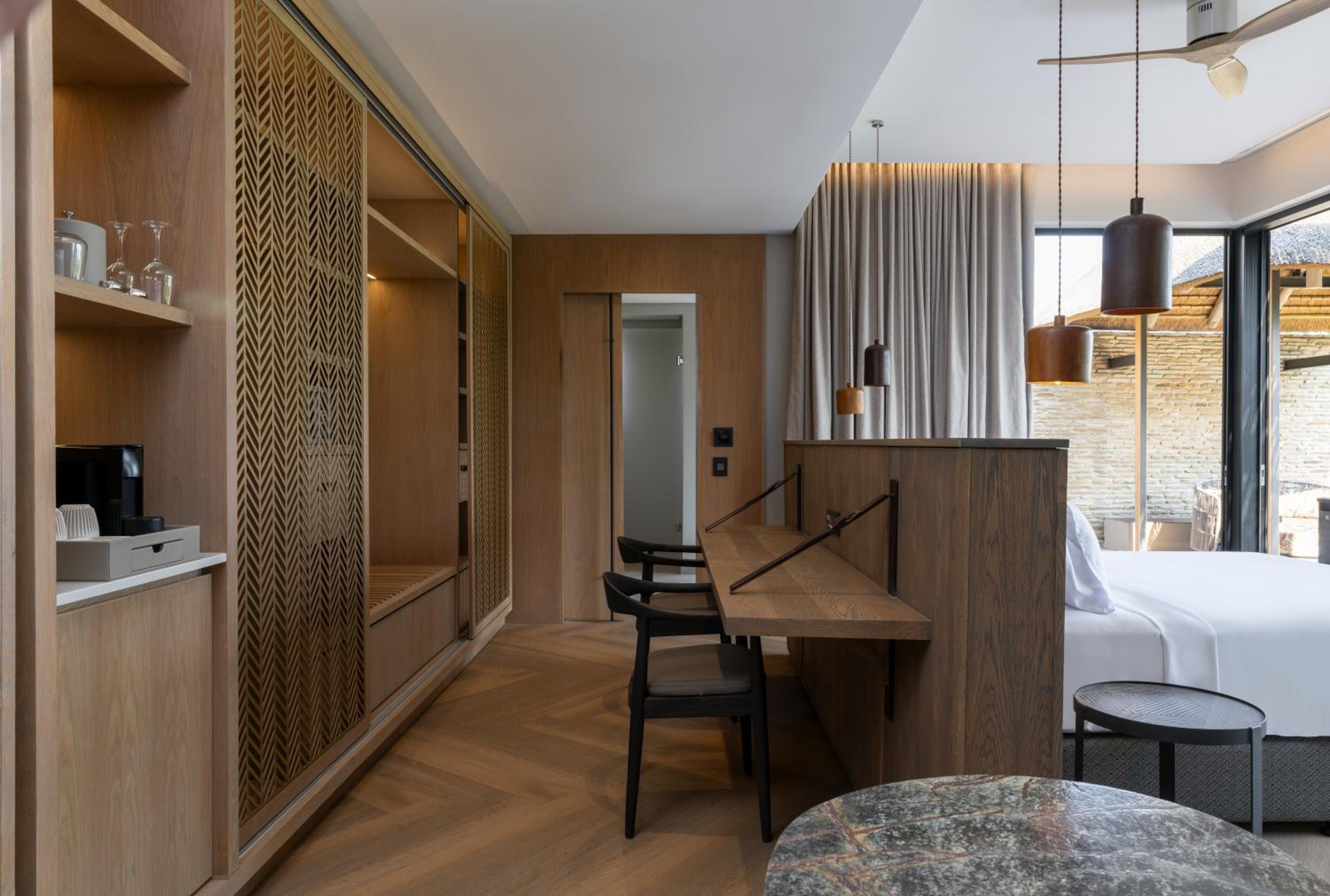 Premium Suite with Private Pool - Photo 5