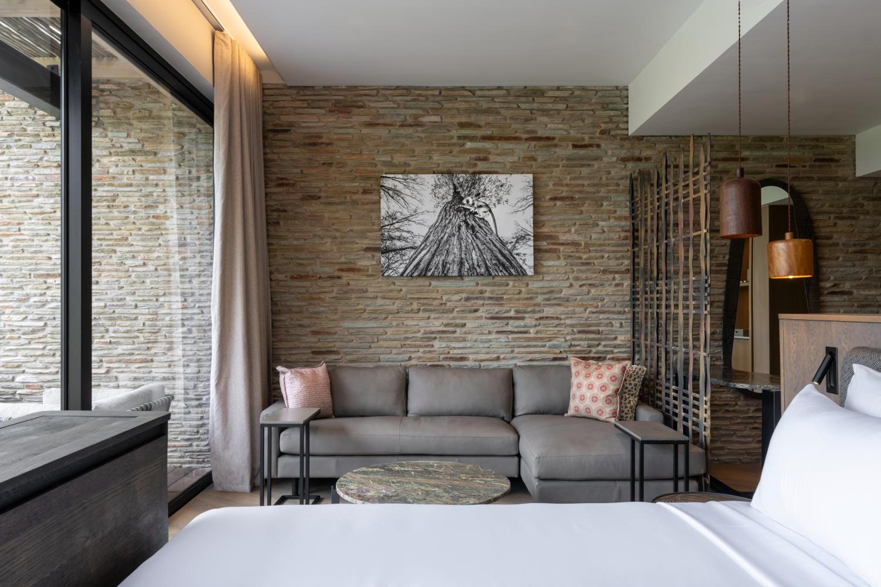 Premium Suite with Private Pool - Photo 4