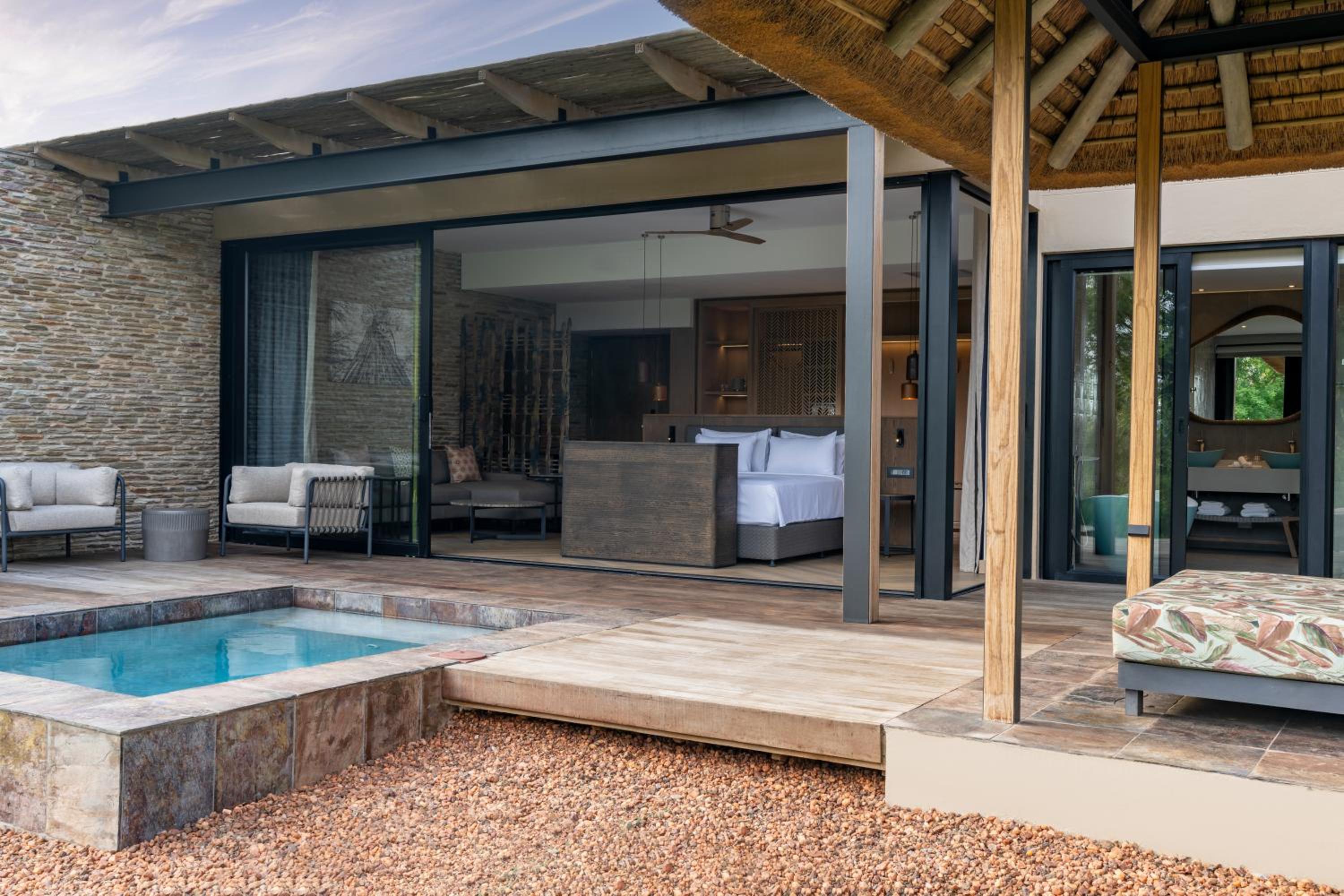 Premium Suite with Private Pool - Photo 1
