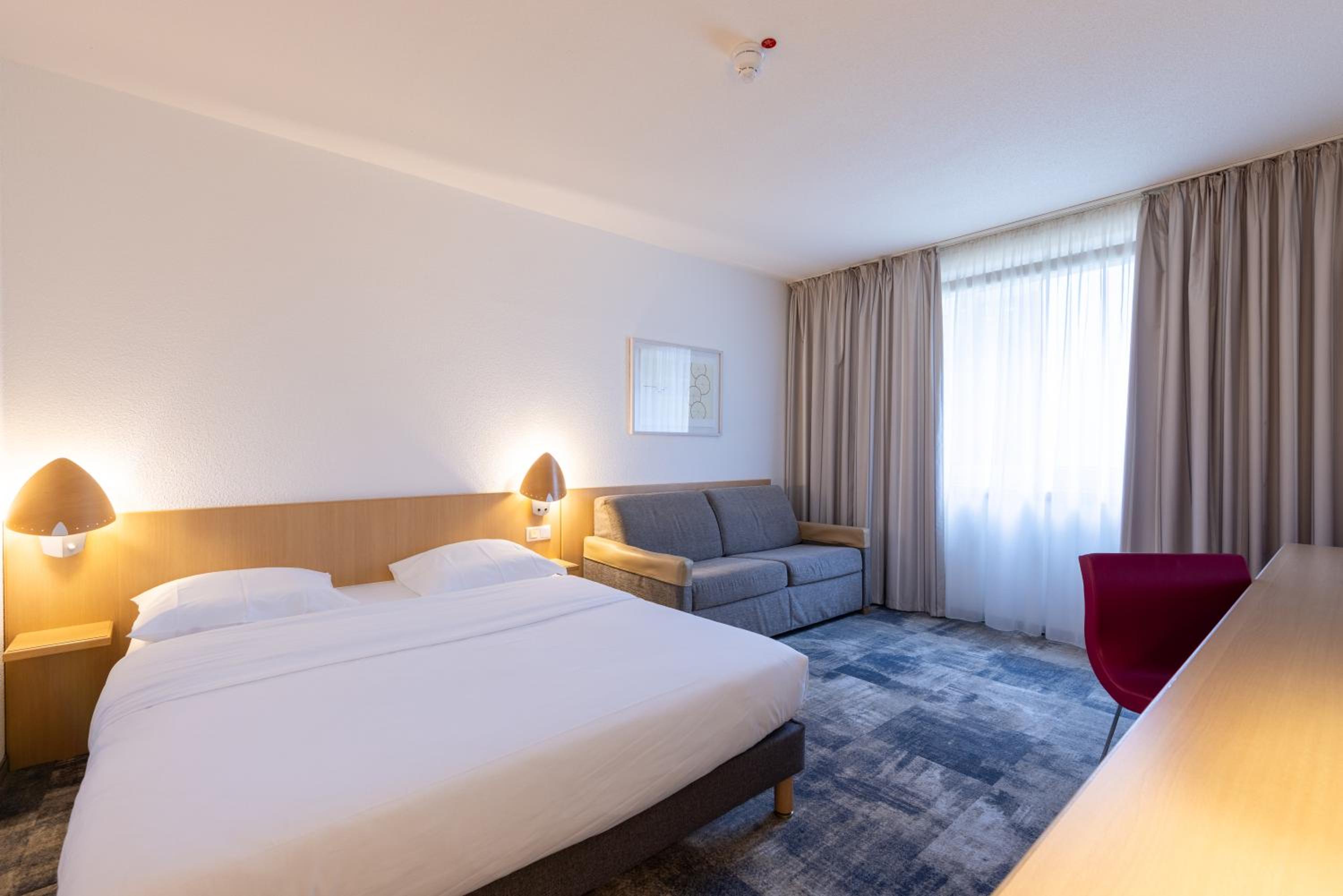 Standard Double Room - Photo 1