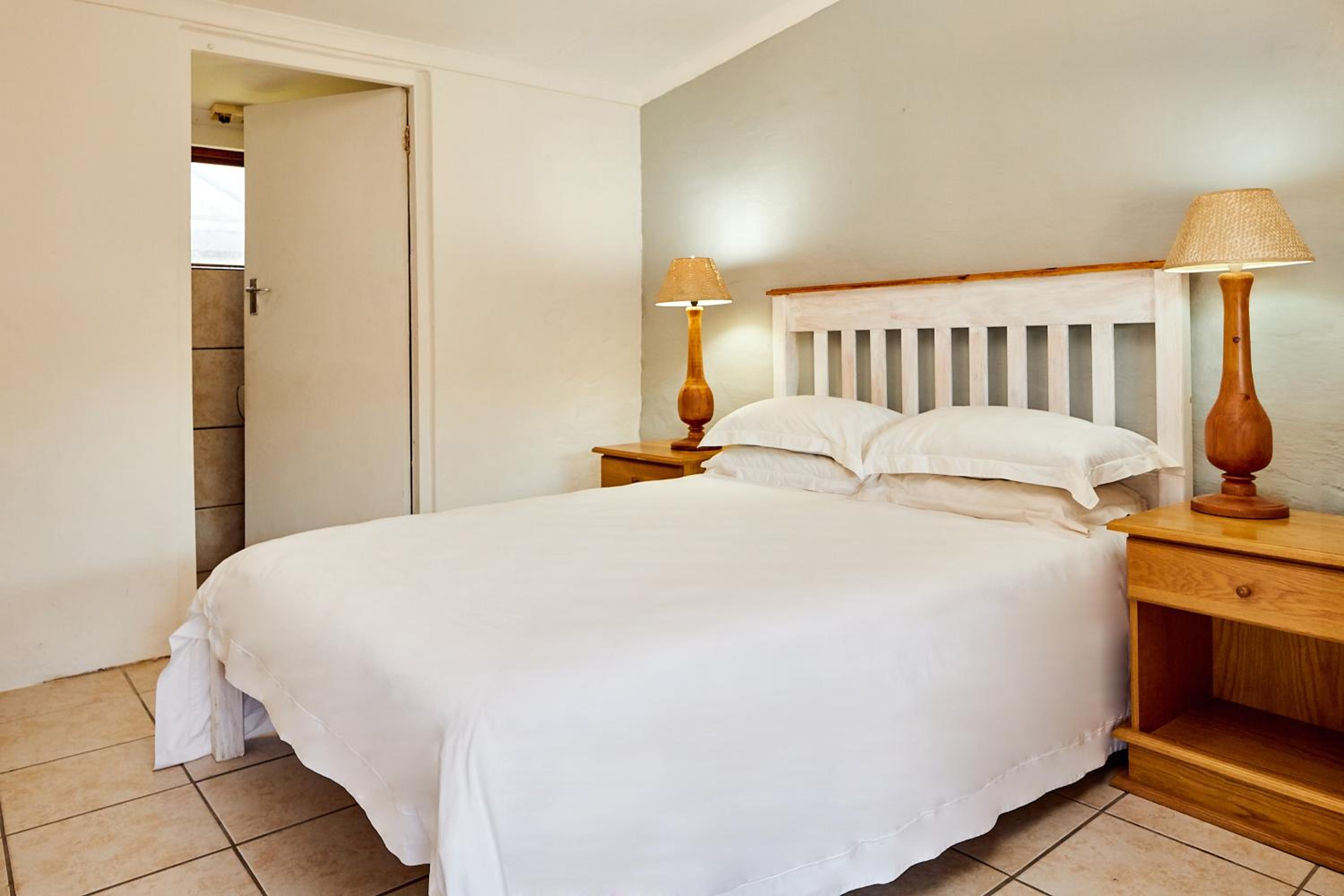 Double Ensuite Backpacker Room