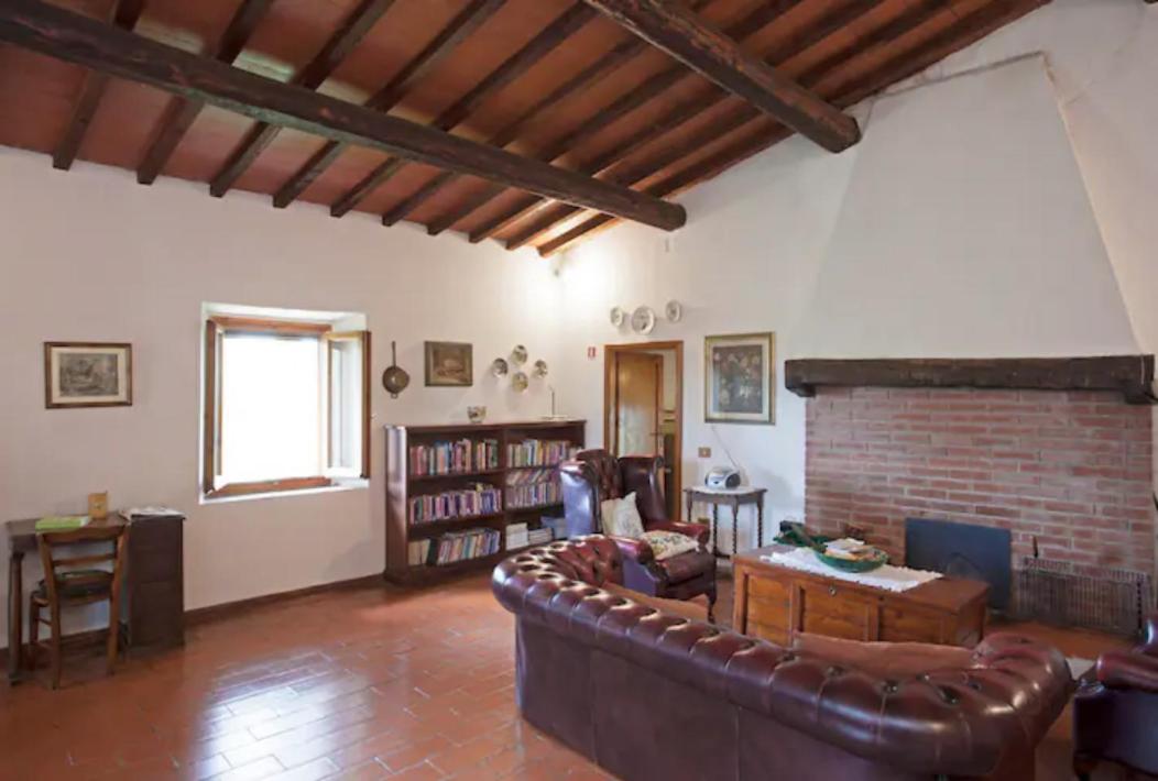 Four-Bedroom House photo 1