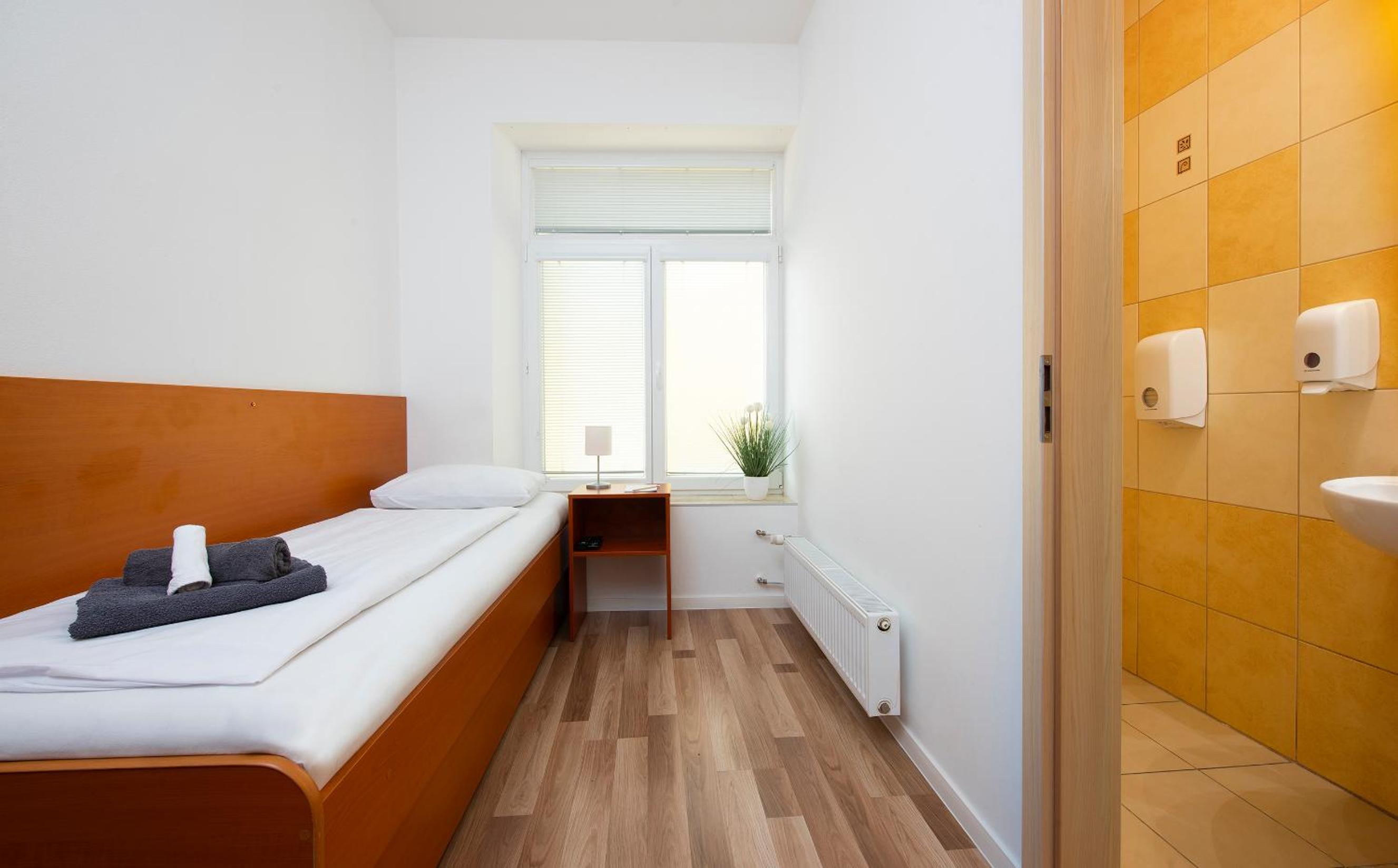 Single Room photo 3