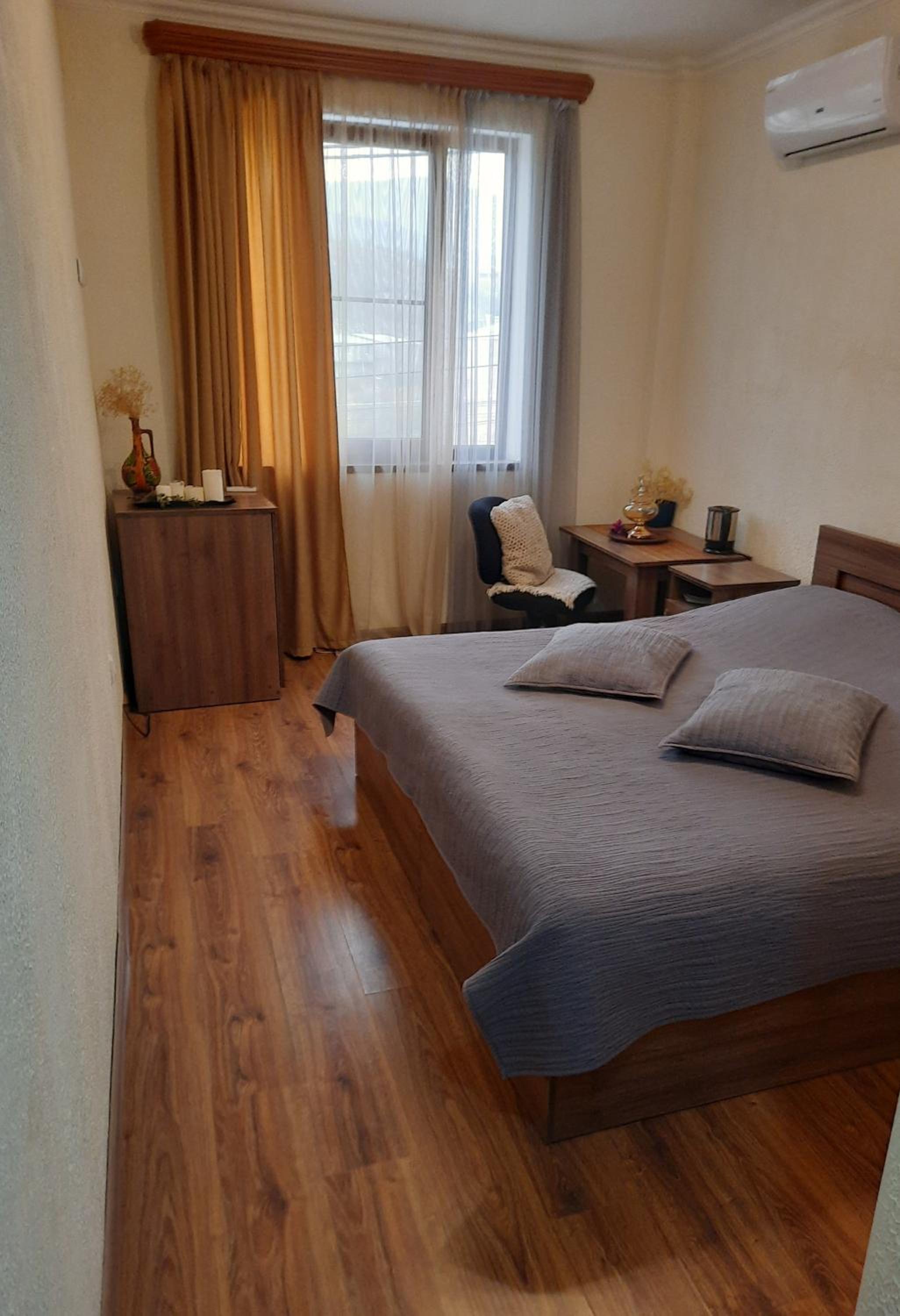 Twin Room with Private Bathroom photo 1