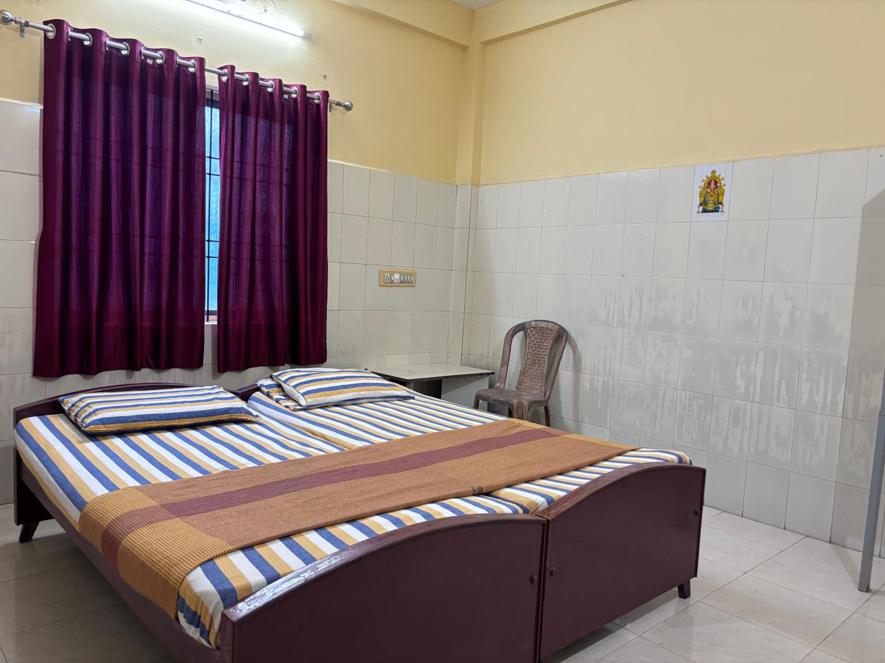 Standard Double Room with Fan photo 1