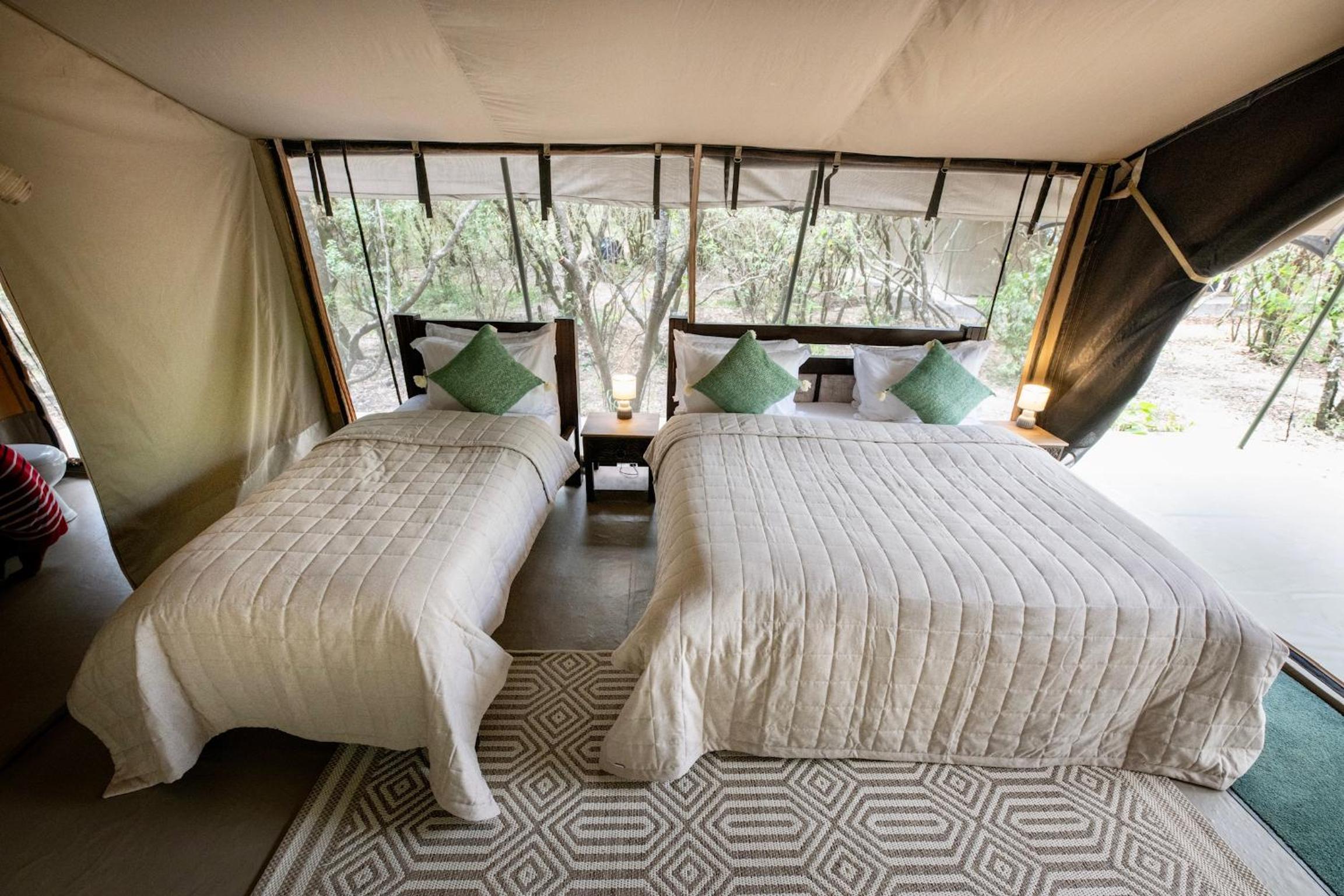 Deluxe Triple Room photo 1