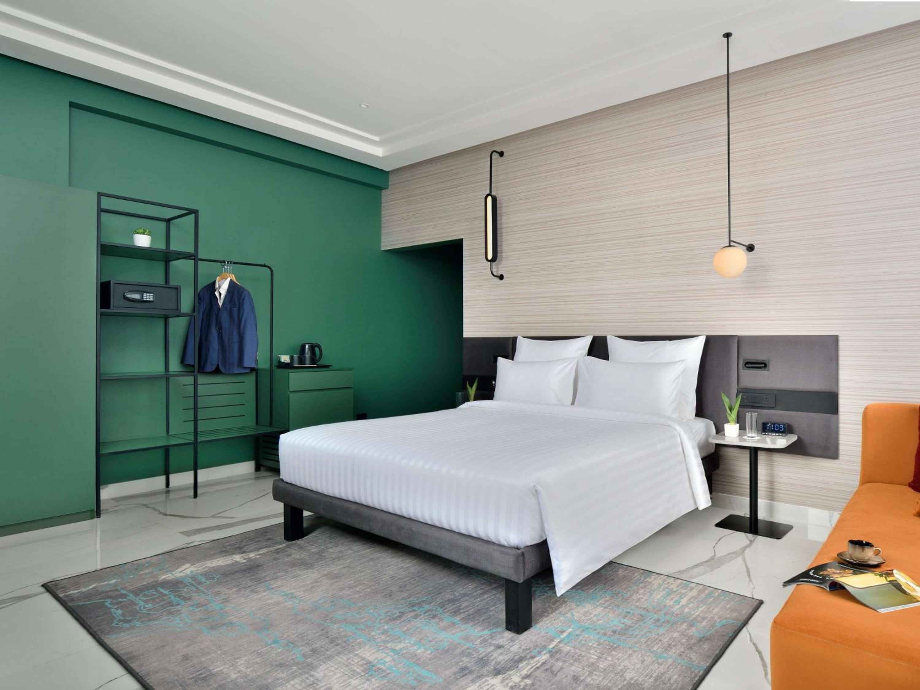 Superior King Room with Cazri View: 10% Discount on Food & Beverage | 20% Discount on One Spa | Complimentary Welcome Drink | Happy Hours Offer - Buy 2 Get 1 Free on Alcoholic Beverages and Soft Beverages - Photo 1