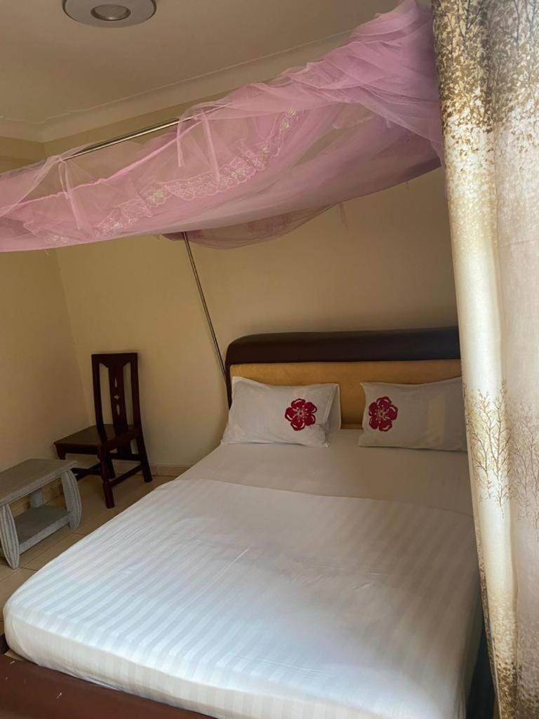 Standard Double Room photo 2