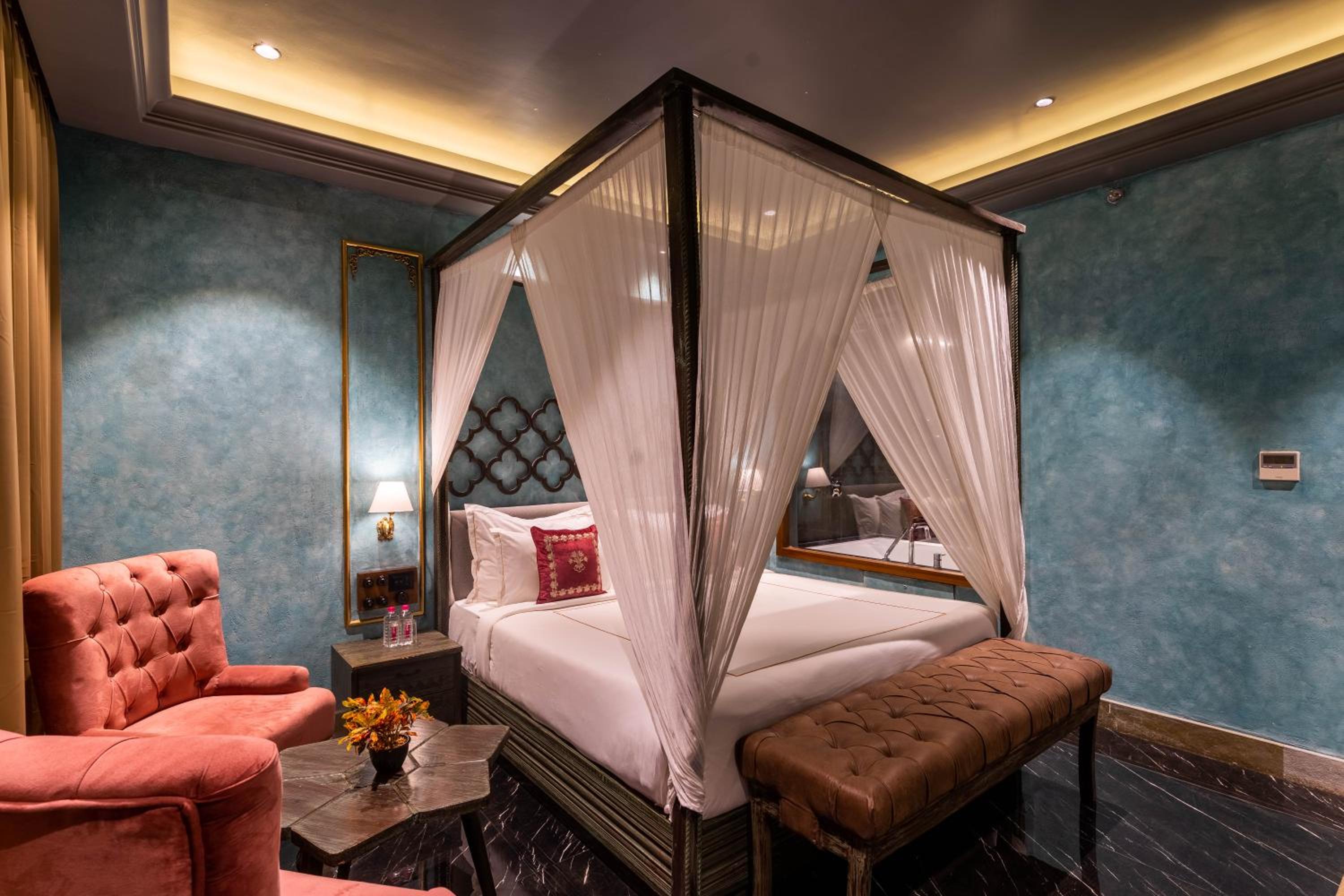 Superior Suite - Photo 1