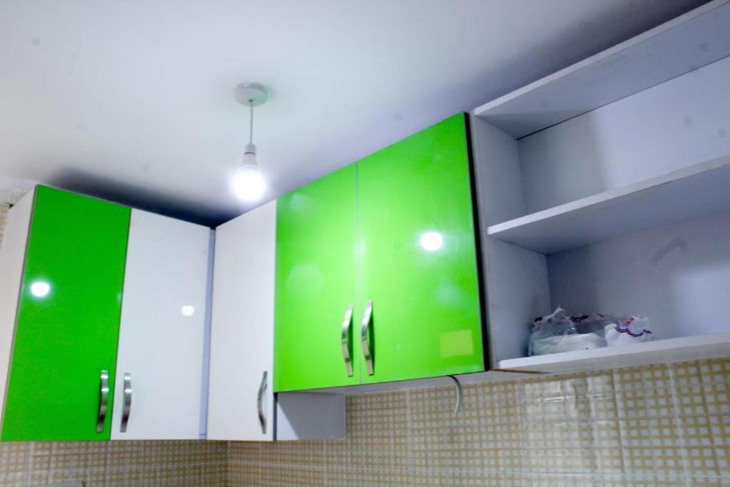 One-Bedroom Apartment - Photo 4
