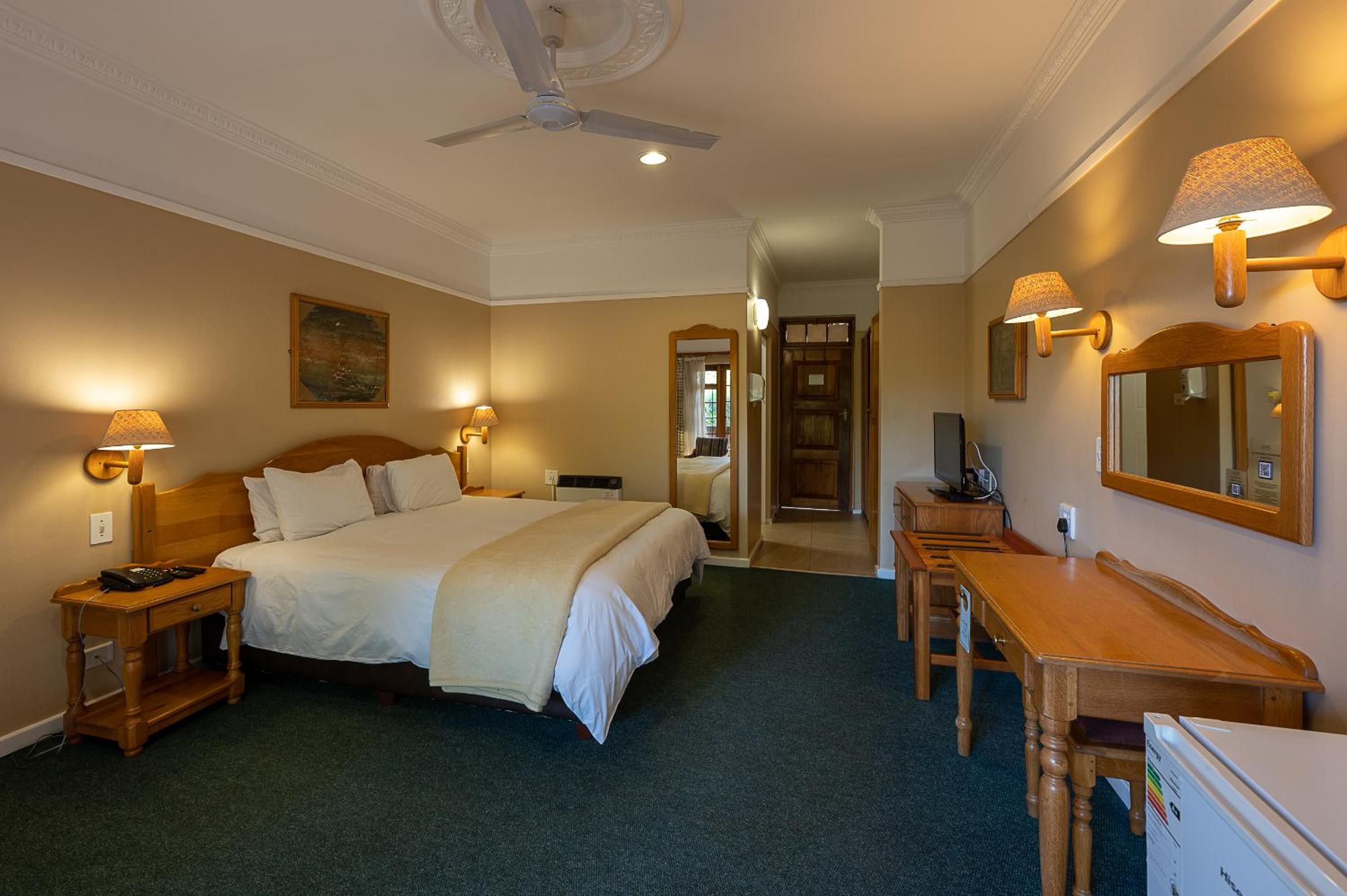 Standard Double or Twin Room photo 2