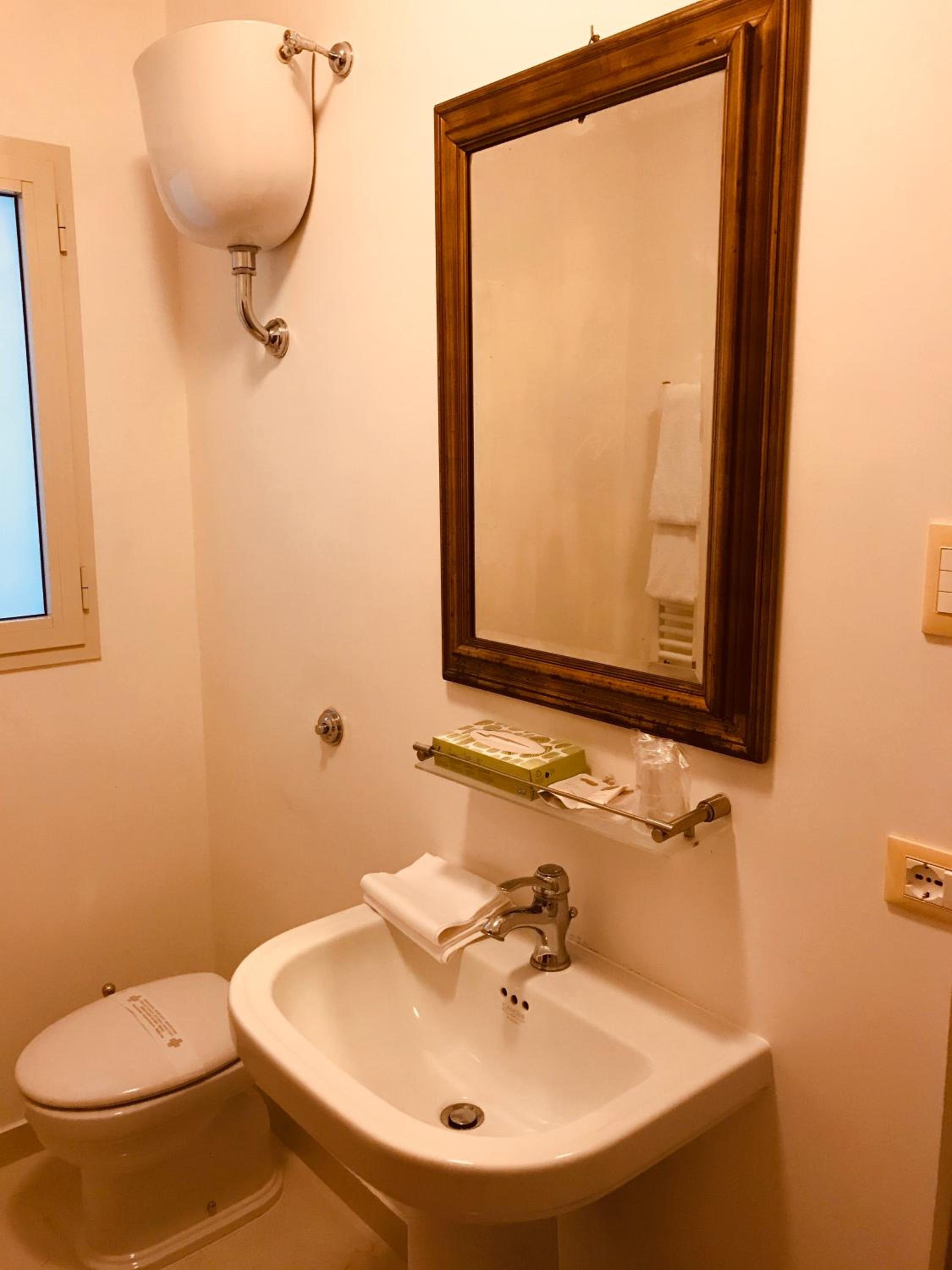 Two-Bedroom Apartment thumbnail 6