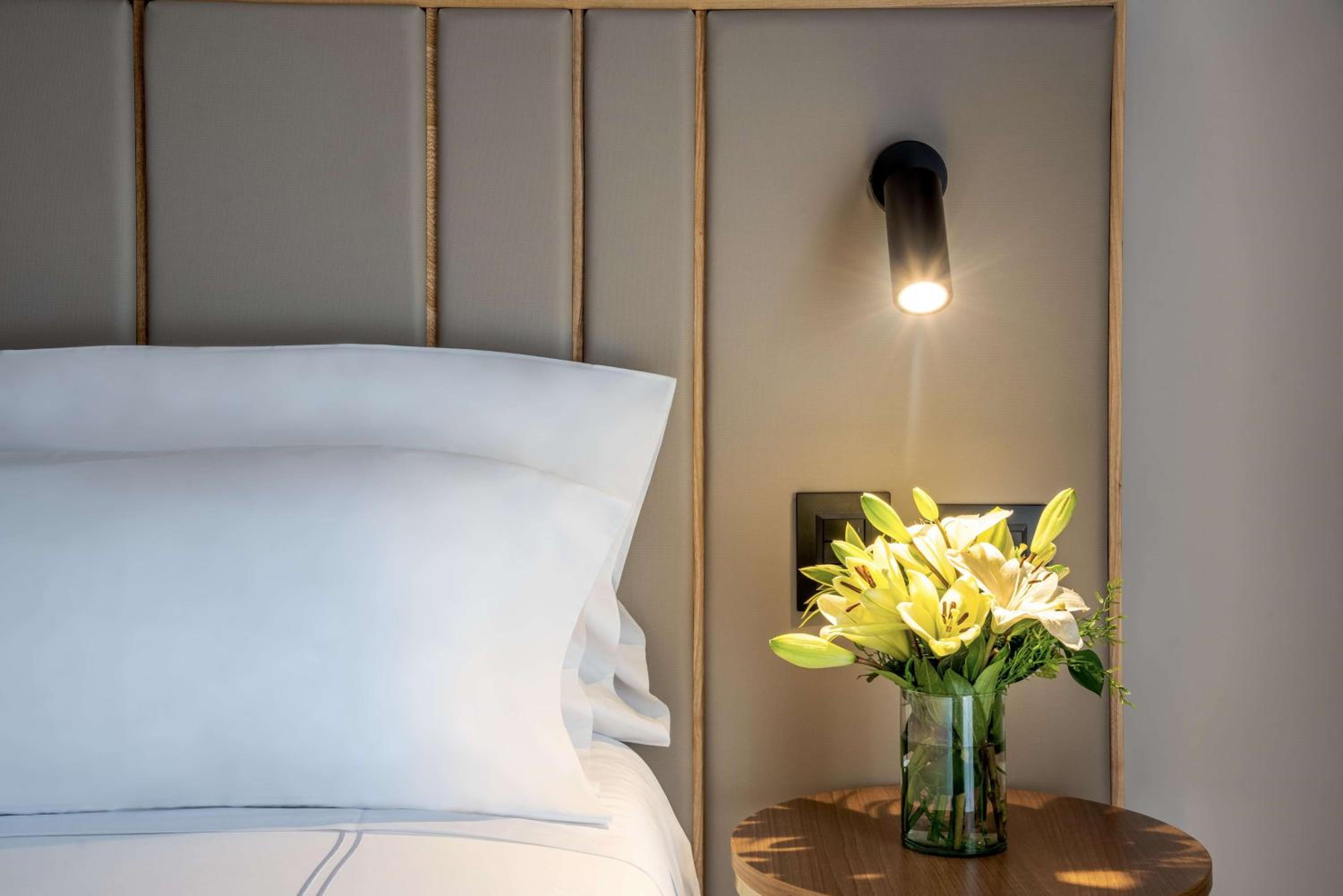 Standard Double Or Twin Room Free Parking Promo photo 3