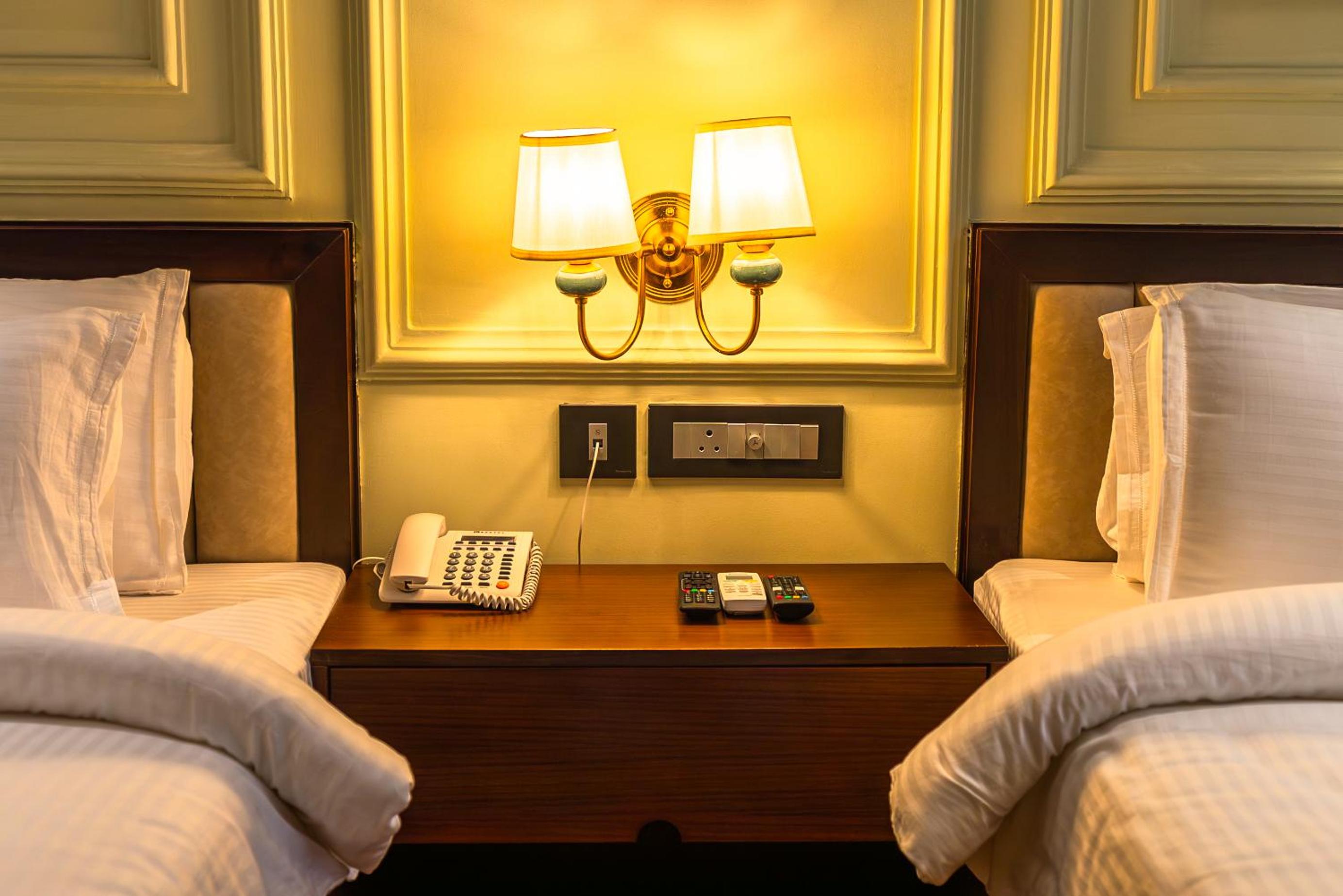 Deluxe Room - Photo 4