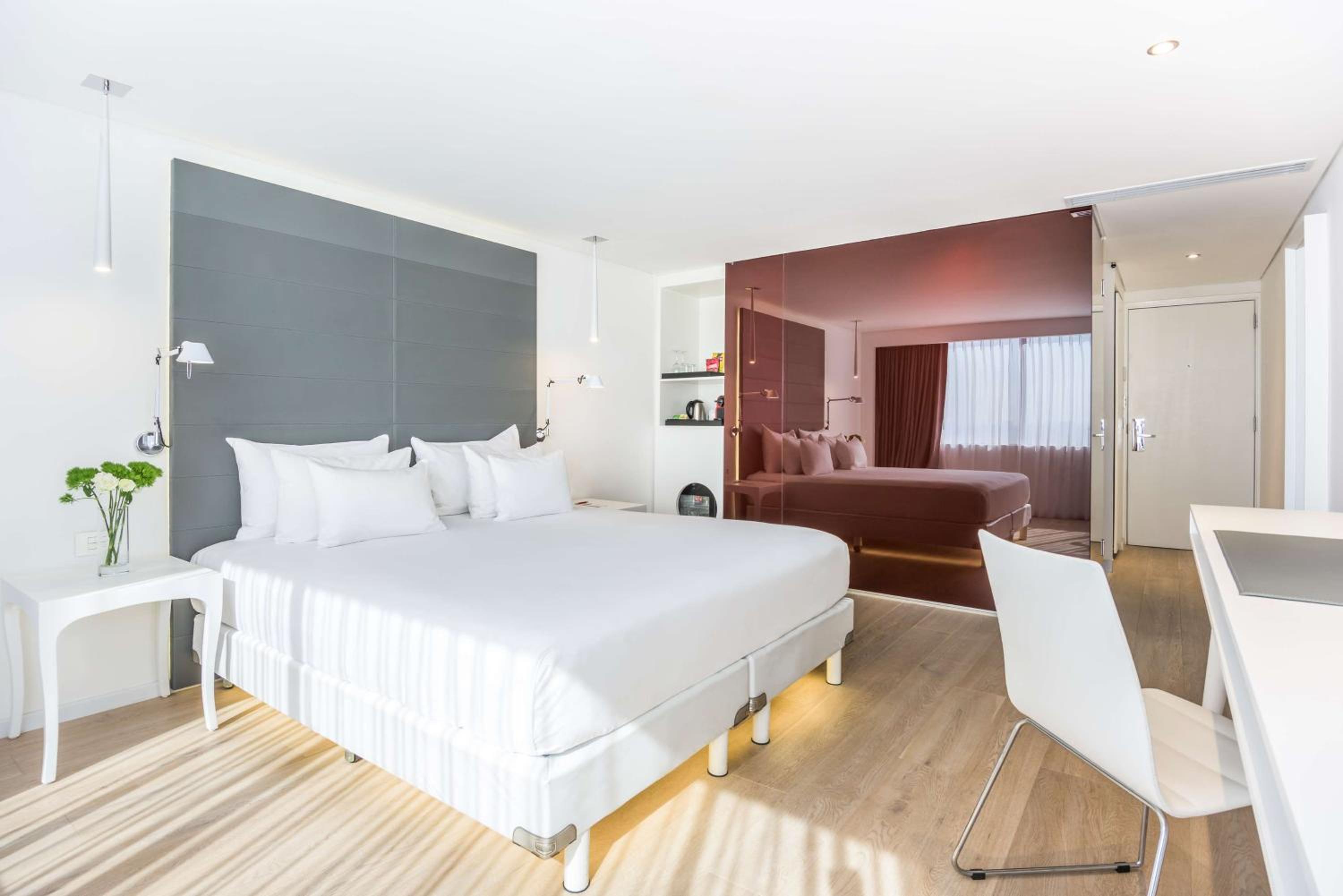 Premium Double or Twin Room - Photo 1