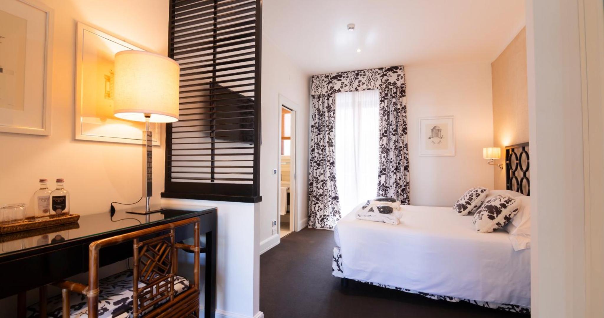 Classic Double Room - Photo 5